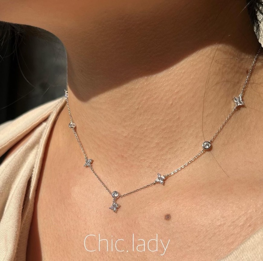 Necklace ｜銀白四葉草項鍊