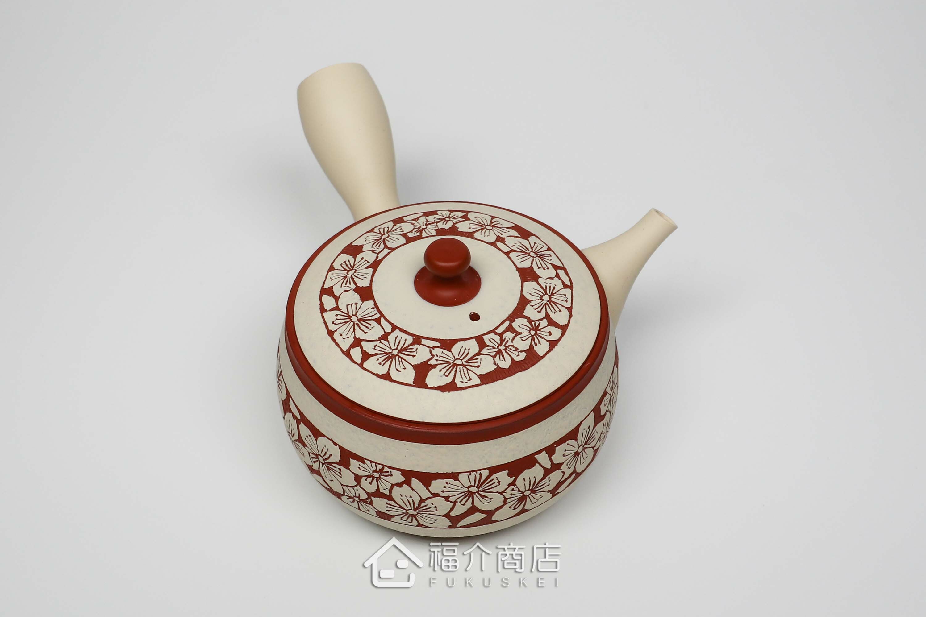 泡茶用的日本陶瓷茶壺