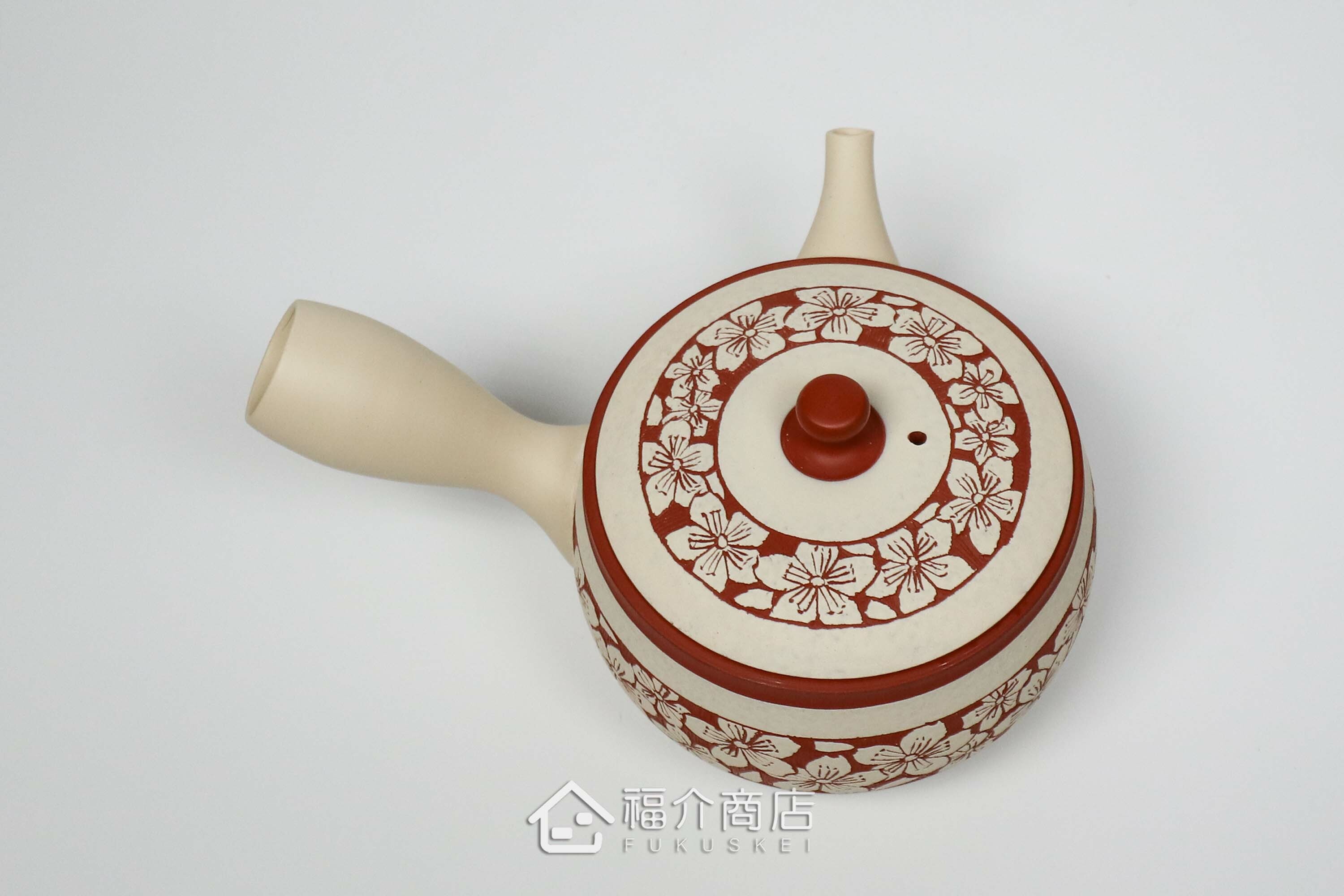 泡茶用的日本陶瓷茶壺