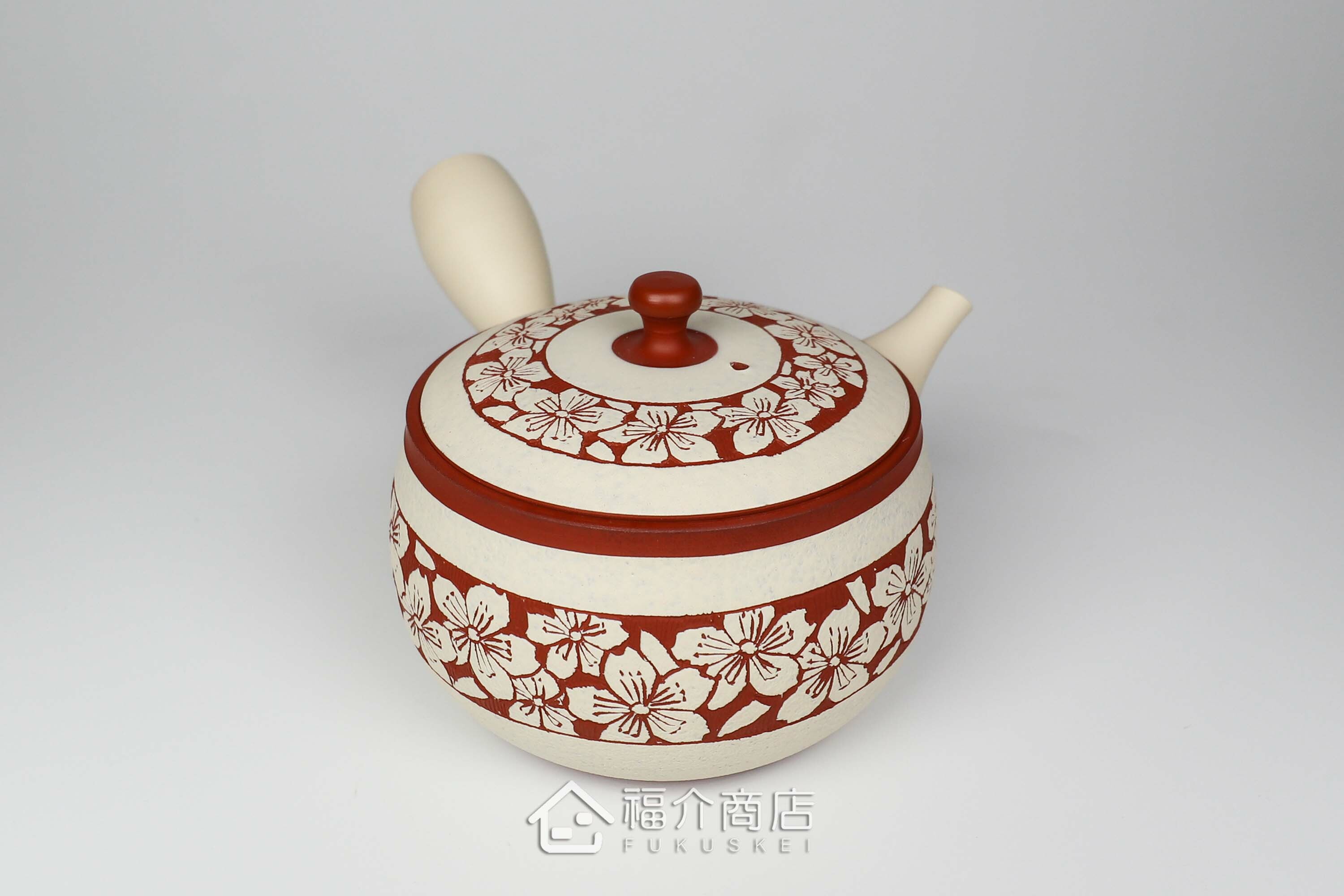 泡茶用的日本陶瓷茶壺