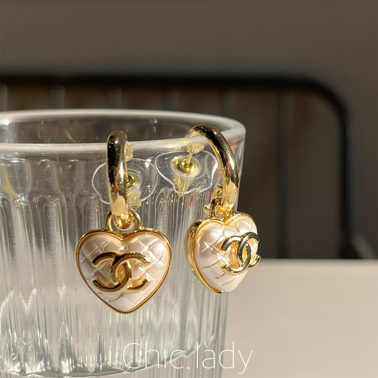 Earrings | 菱格紋愛心小香耳環