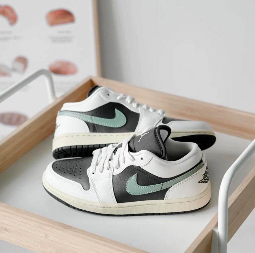 <補貨降價> NIKE AIR JORDAN 1 LOW “JADE SMOKE” 翠綠白湮 小倒鉤 綠色 DC0774001