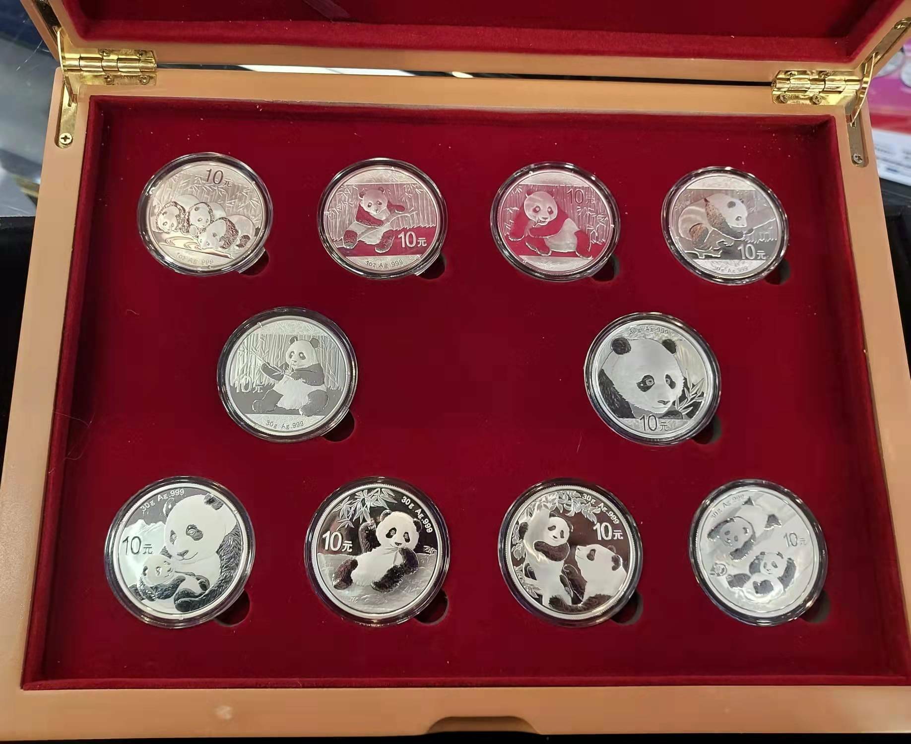 2013-2022熊貓銀幣10年經典 10V1盎司/30克銀幣套裝