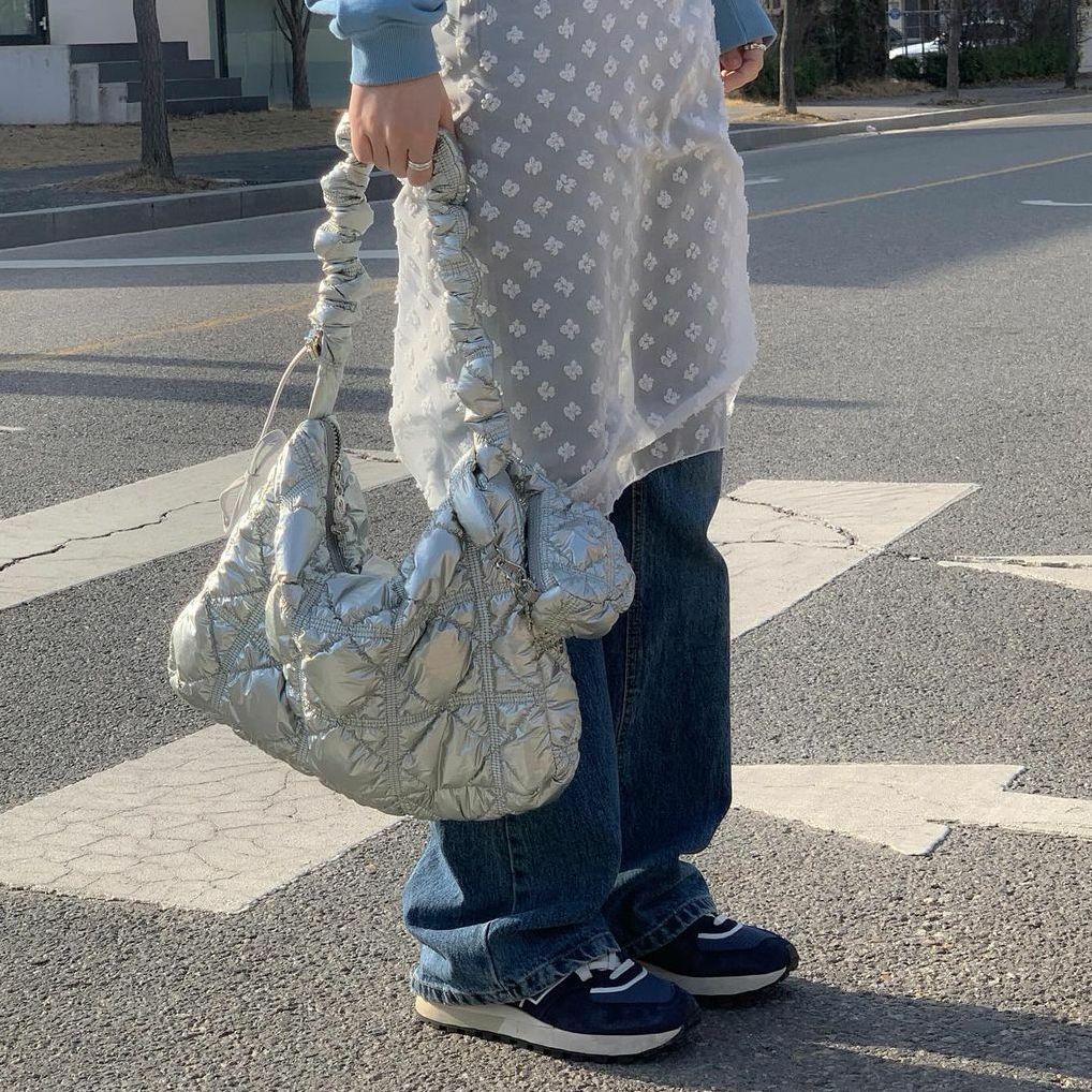 韓國限定🇰🇷 CARLYN LANE 枕頭包 雲朵包 側背包 大背包 單肩包 多色 / 預購