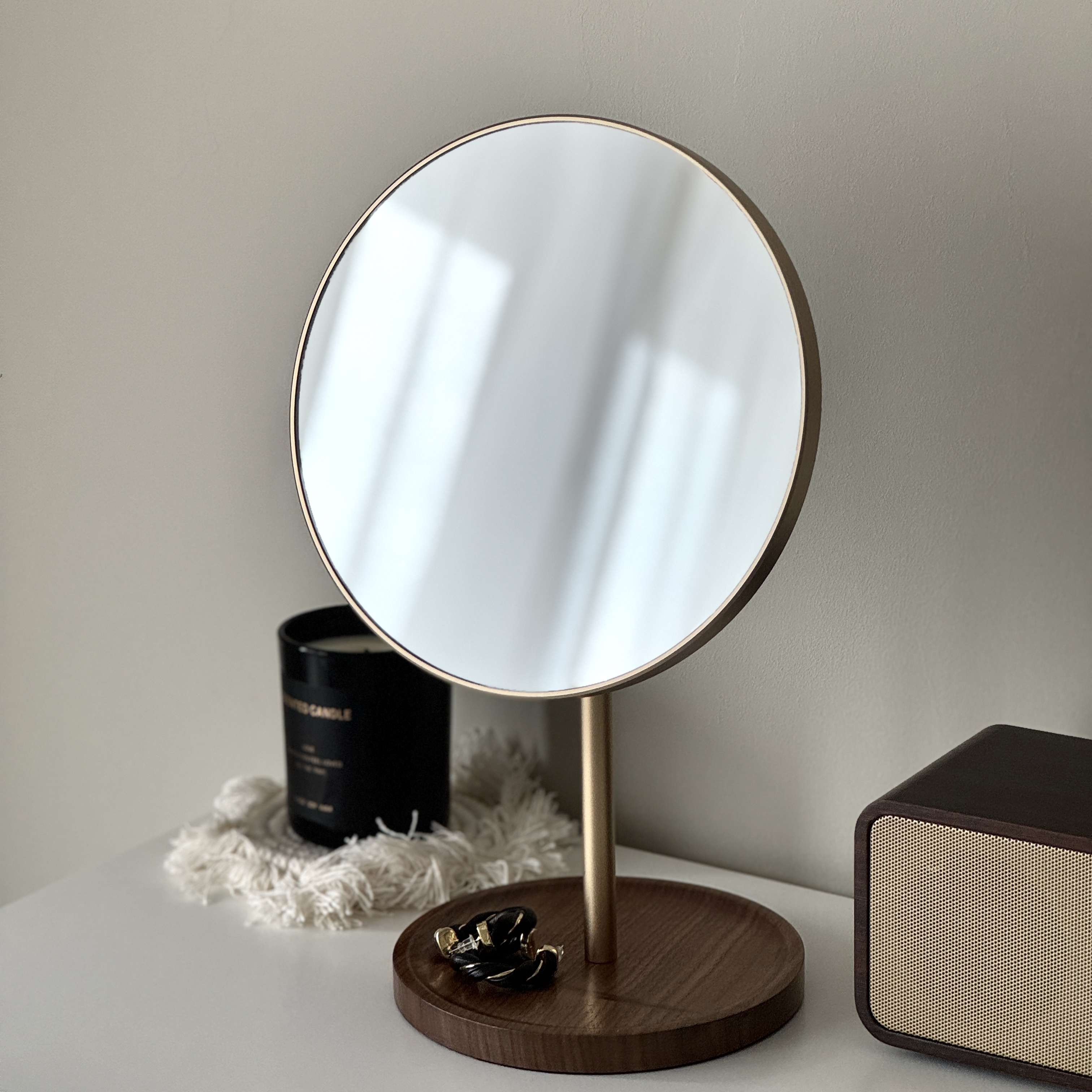 木紋金屬化妝桌鏡