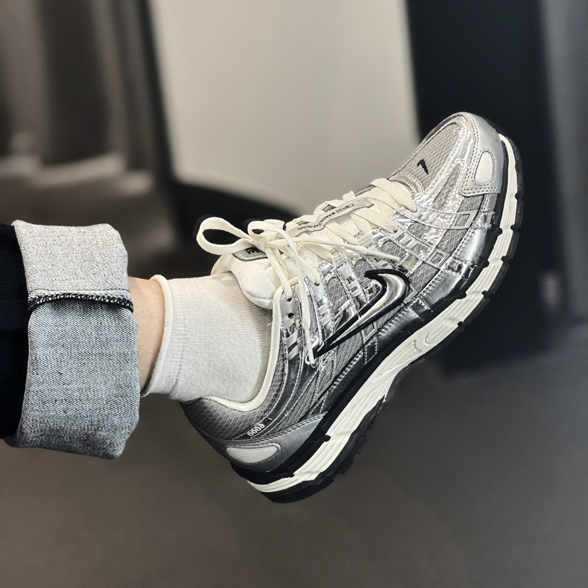 【逢甲FUZZY】Nike P-6000 金屬銀 CN0149-001