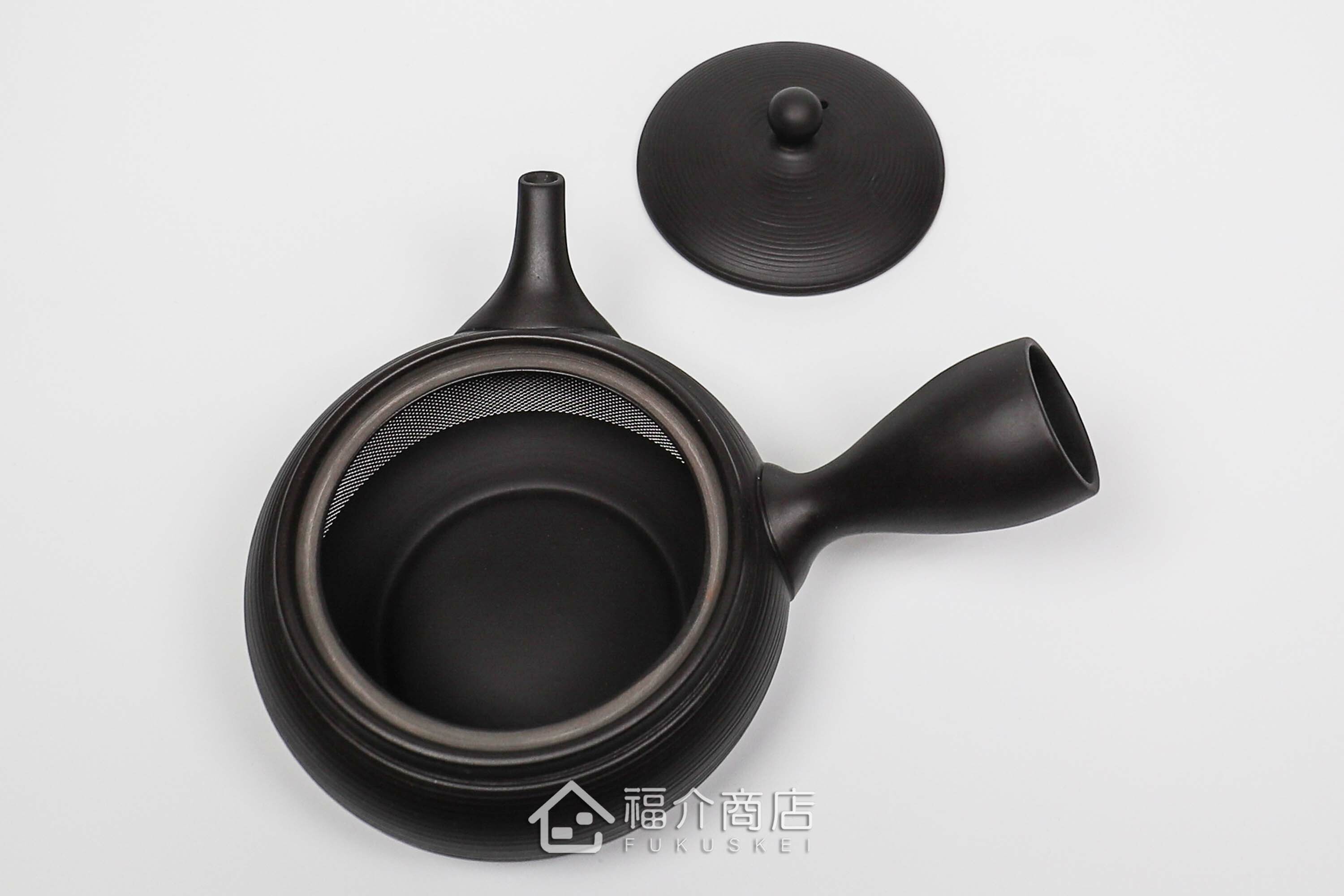 泡茶用的日本陶瓷茶壺