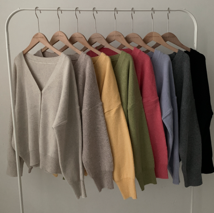 春季預訂｜柔軟必備基本款V領寬鬆針織外套