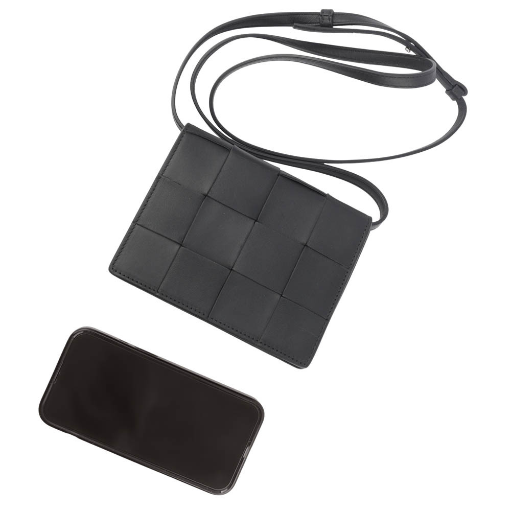 【BOTTEGA VENETA】Cassette 小羊皮編織小款斜背包(黑色) 574051 VMAY1 8803