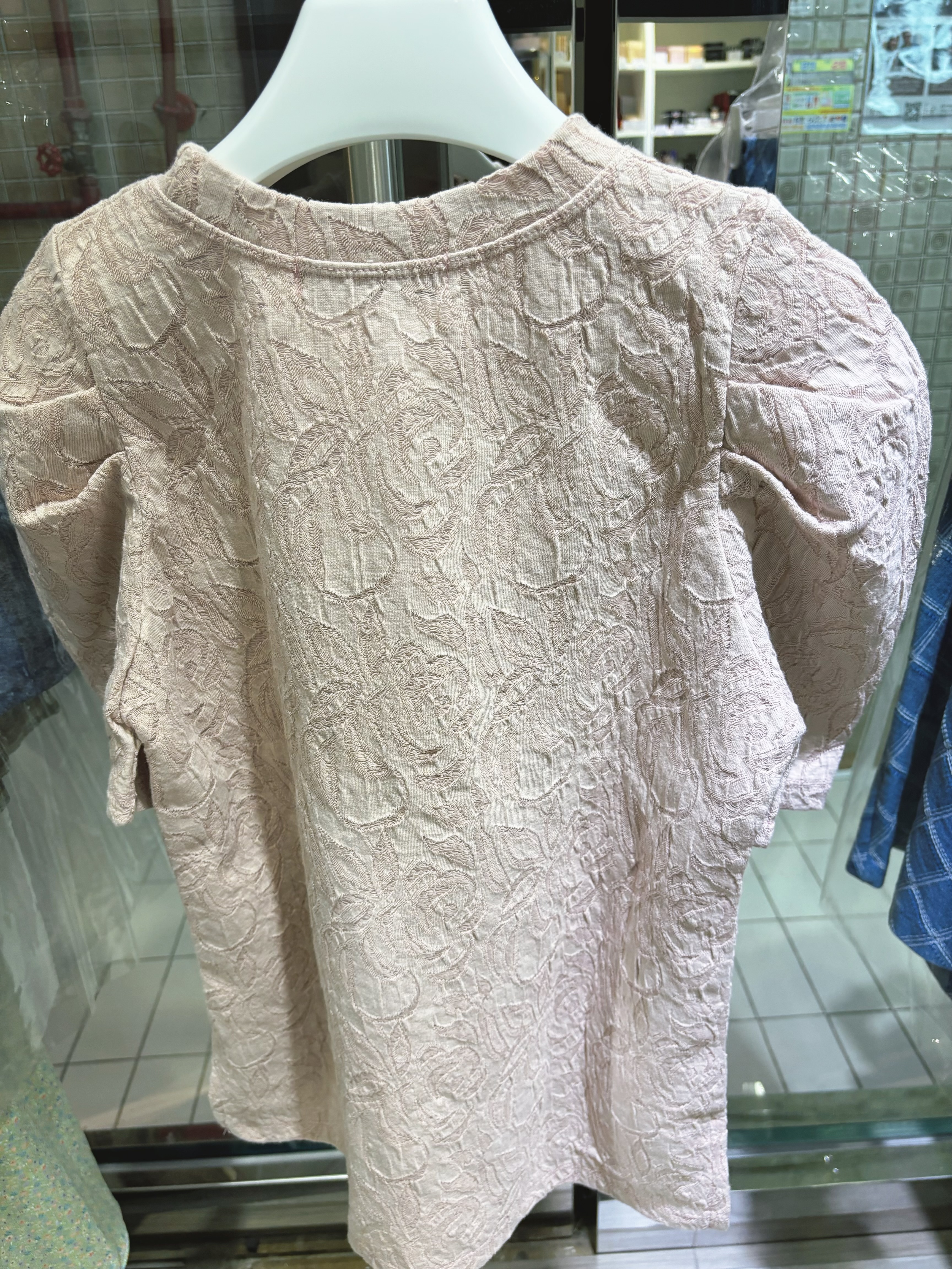 04{現貨} 🌸🌸粉色暗花公主袖衫🌸🌸（Made in Korea)🇰🇷