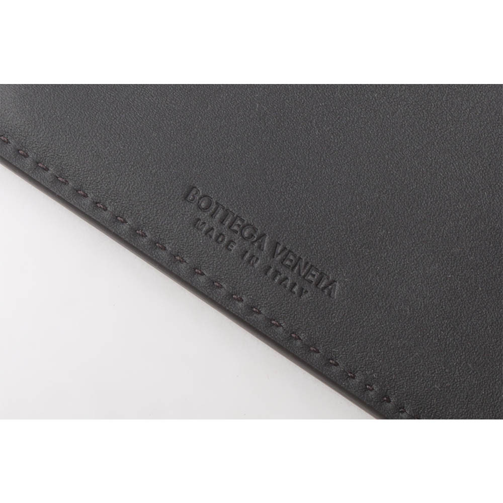 【BOTTEGA VENETA】小牛皮編織零錢袋對開短夾(咖啡色) 193642 V4651 2096