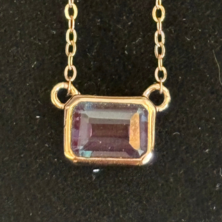 T447人造亞歷山大項鍊