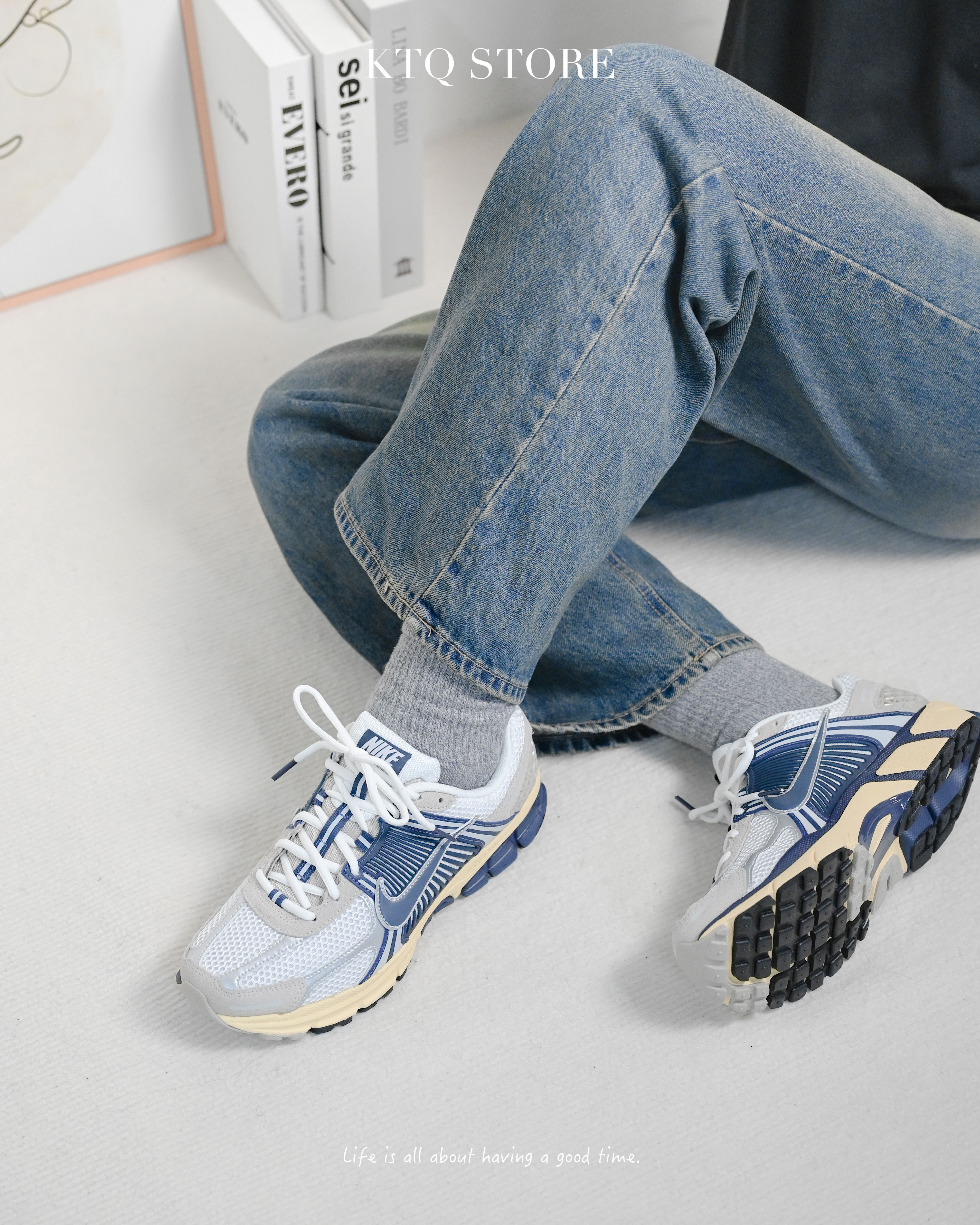 KTQ STORE ‧Nike Zoom Vomero 5 復古海軍藍反光輕量慢跑鞋男款 HF4259-100