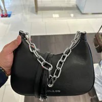 [S] MICHAEL KORS 35S2S4CW3L CORA LG ZIP POUCHETTE LEATHER,BLACK, 196163107202 (SMK898)