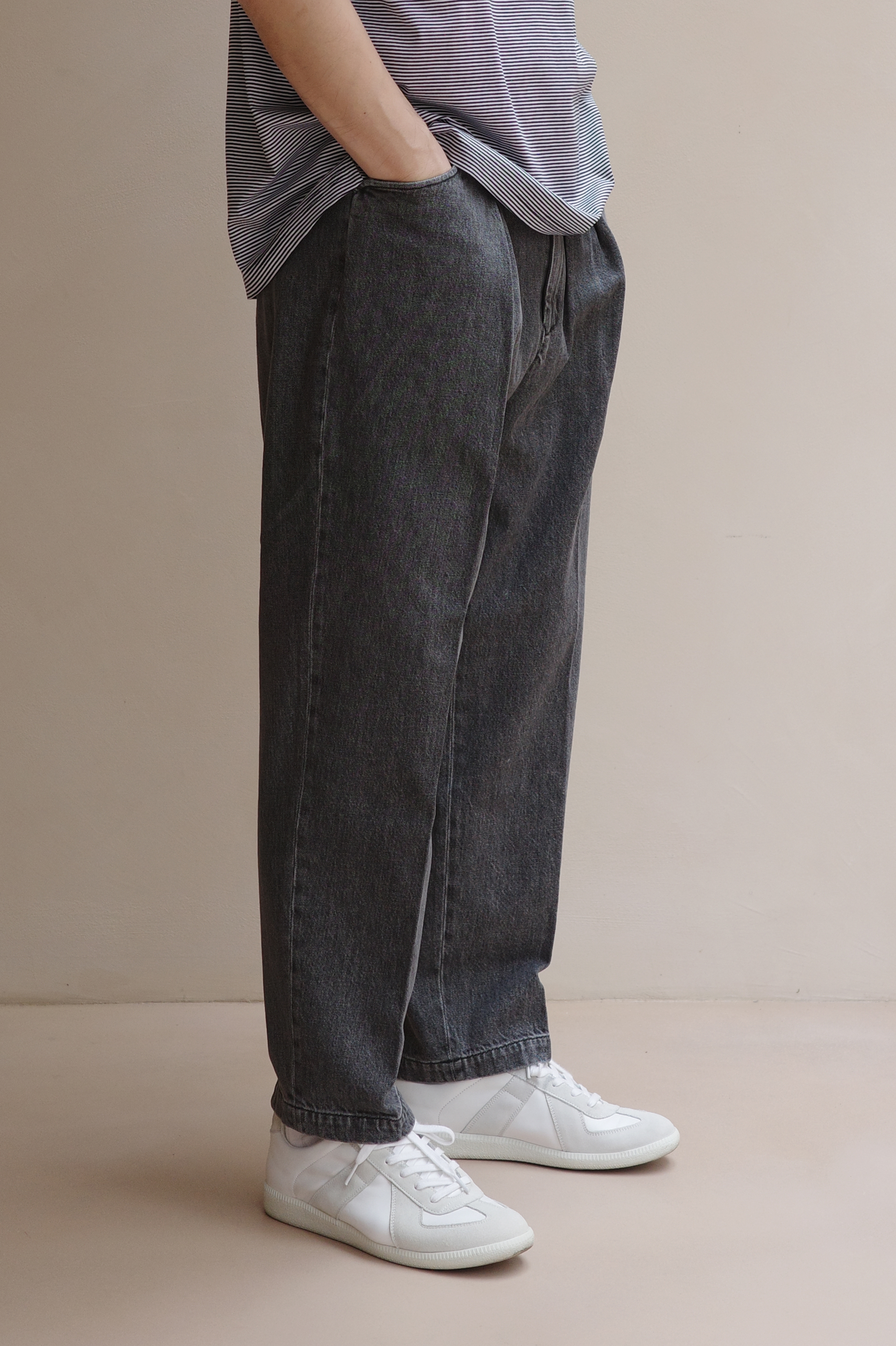 FARAH TWO TUCK WIDE TAPERED PANTS (3色)