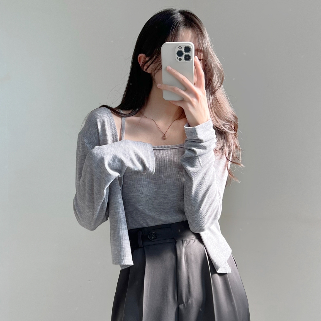 春季預訂｜V領基本鈕扣長袖上衣連吊帶背心SET