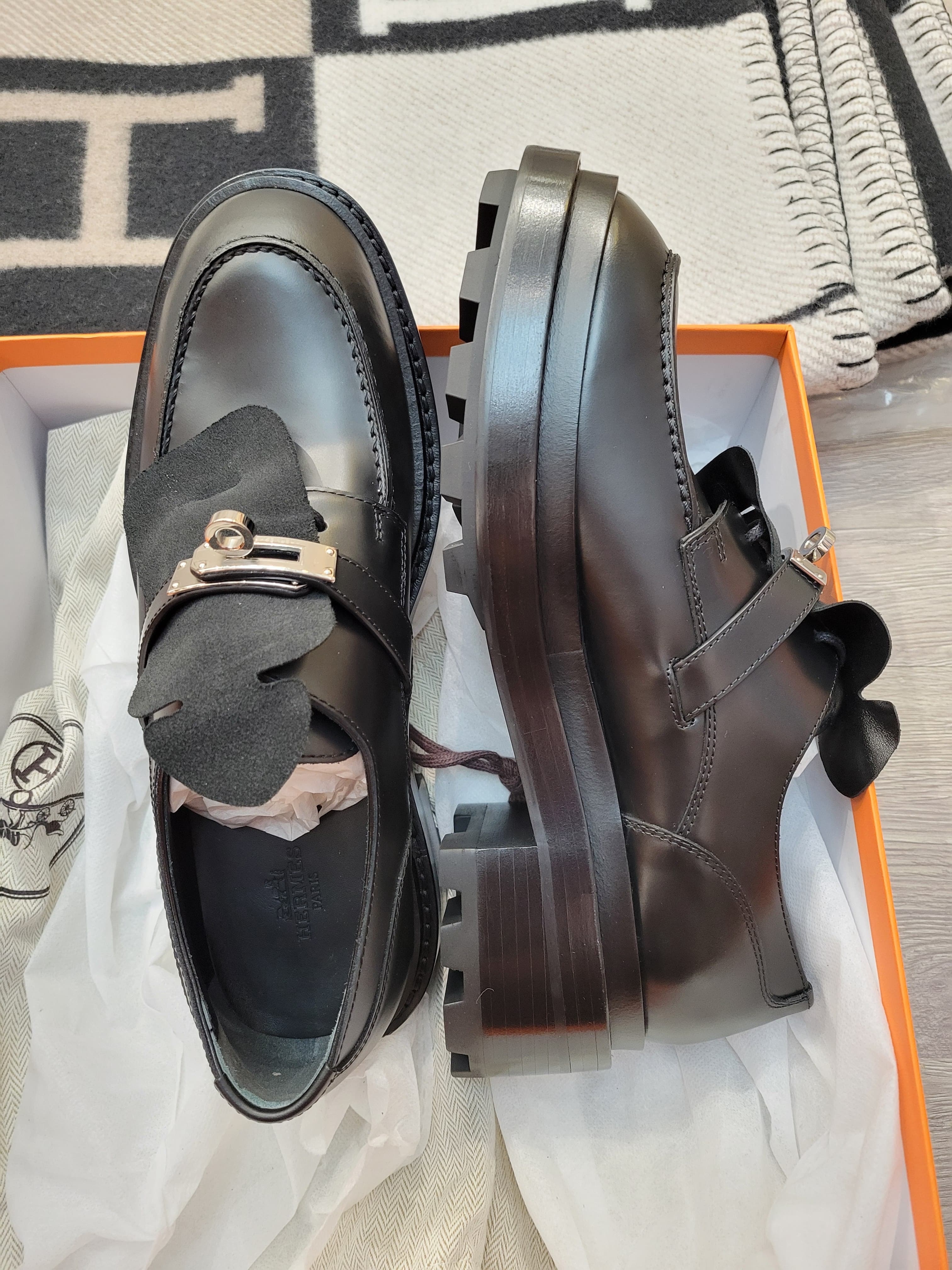 HERMES First derby shoes NOIR CK SIZE 38
