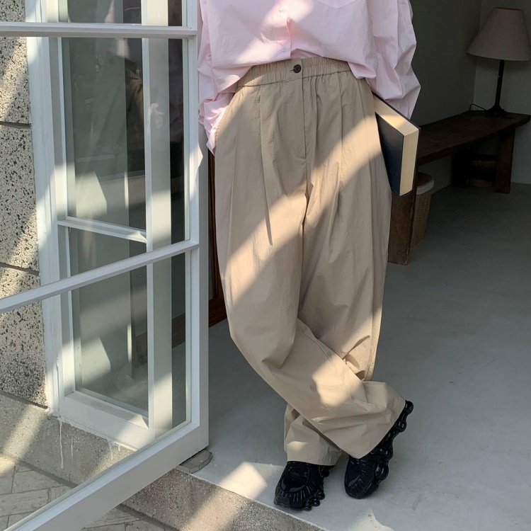 韓國 REVE 小姐姐的俐落打摺廓形褲 卡其