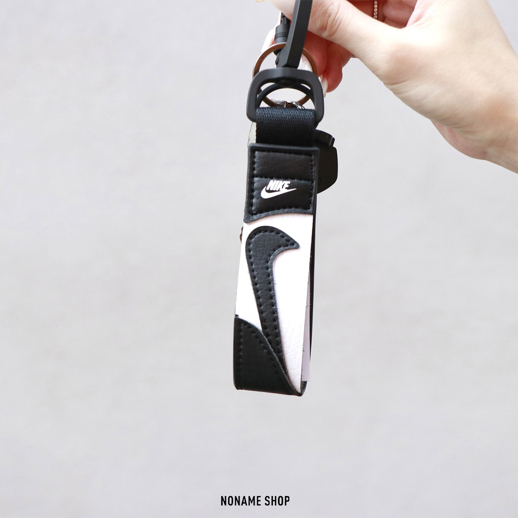NIKE PREMIUM 吊飾 鑰匙扣 黑白