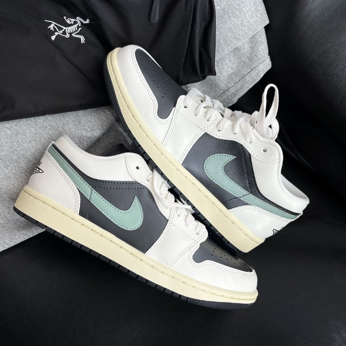 【現貨】Nike Air Jordan 1 Jade Smoke 喬丹 低筒 煙燻翠綠