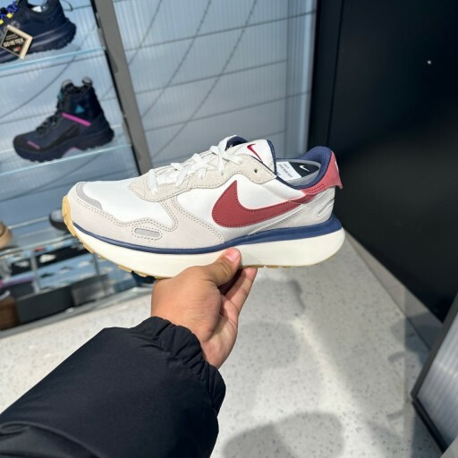 【Luxury】現貨 特價 NIKE PHOENIX WAFFLE 平民版SACAI 紅藍 白 焦糖底 女鞋 FZ3600-072