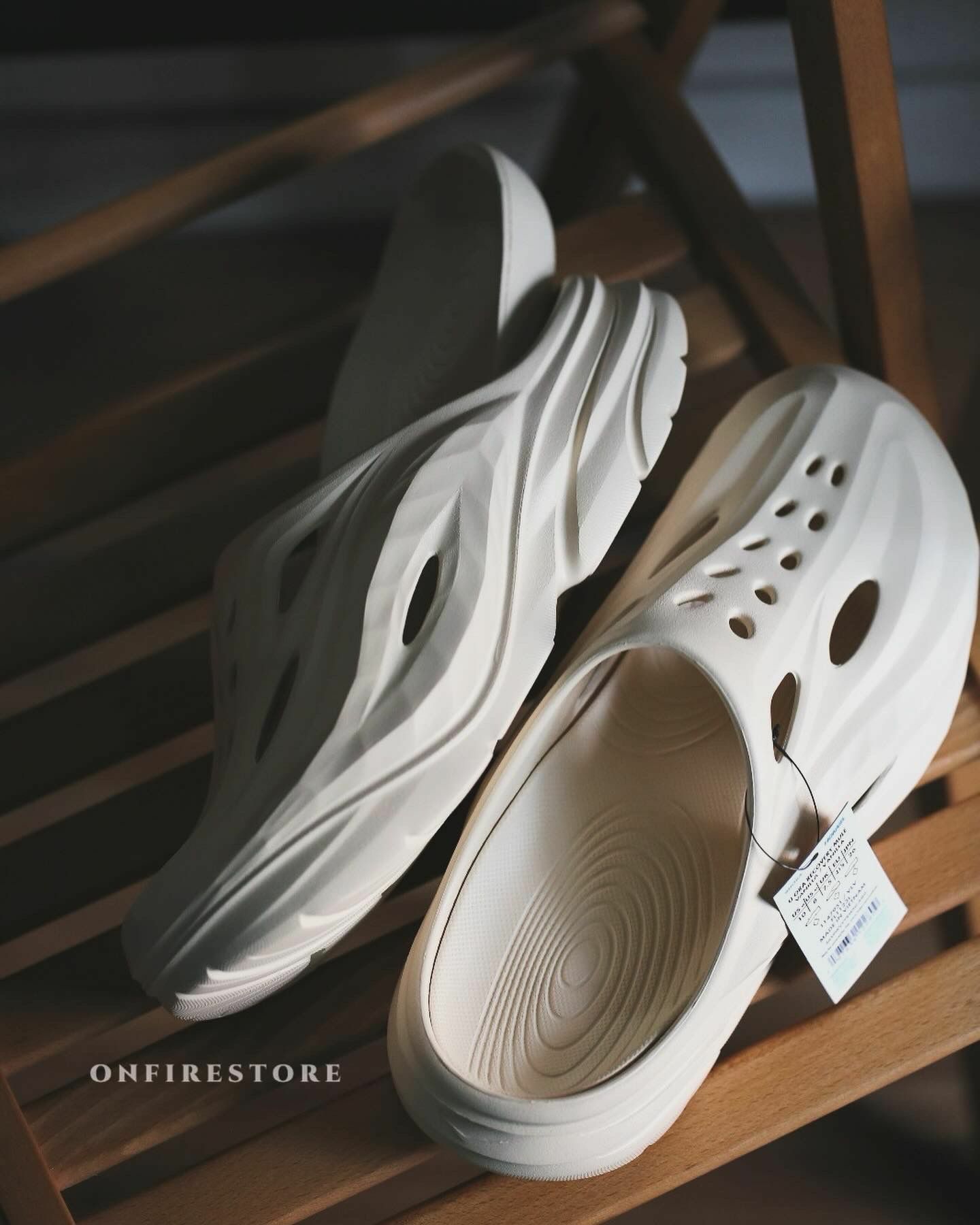 {現貨} HOKA ONE ONE ORA RECOVERY MULE 1147951-VLV