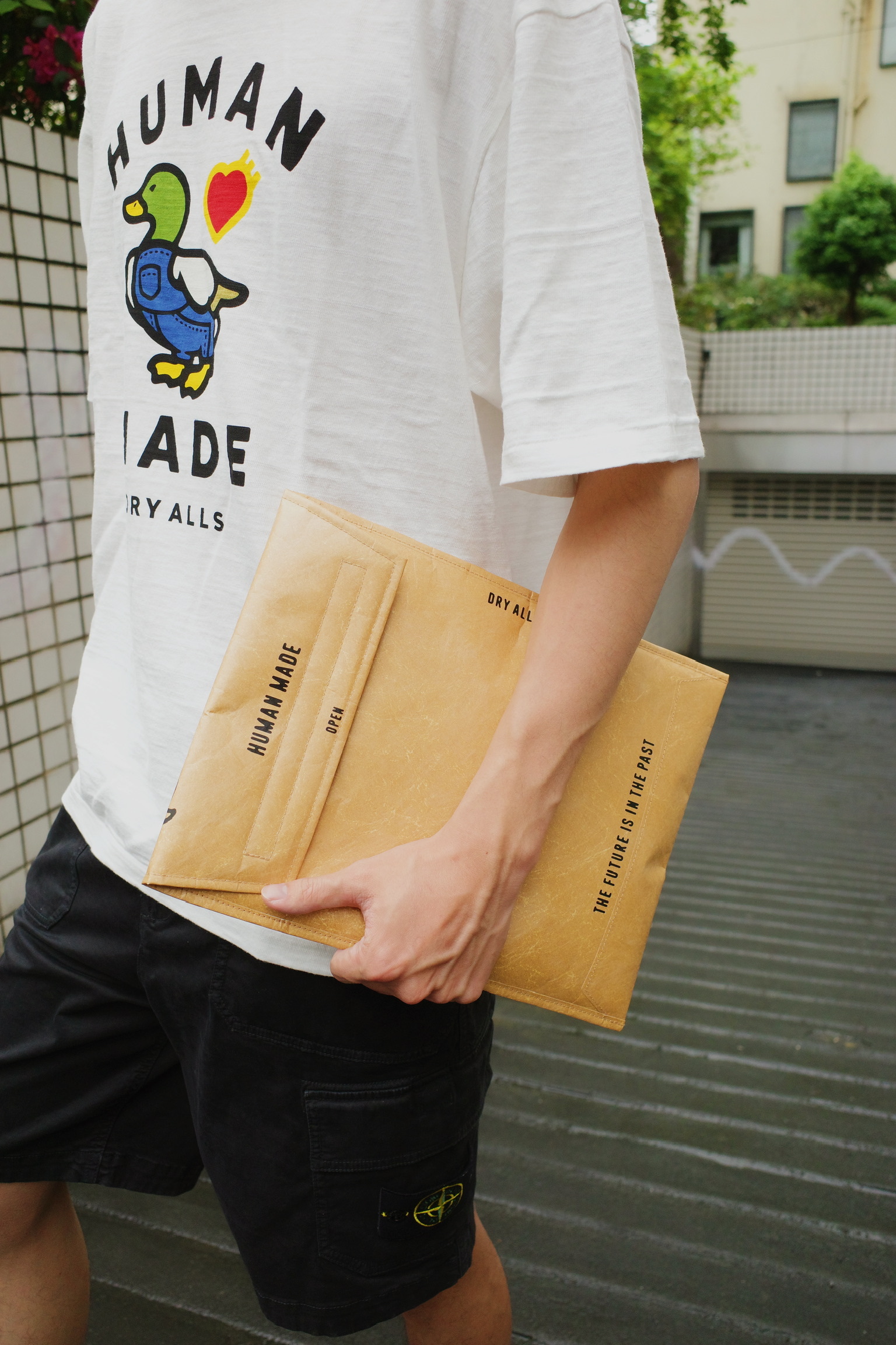 <快速出貨>HUMAN MADE VERDY 店鋪限定 南青山 牛皮插畫筆電包 14吋