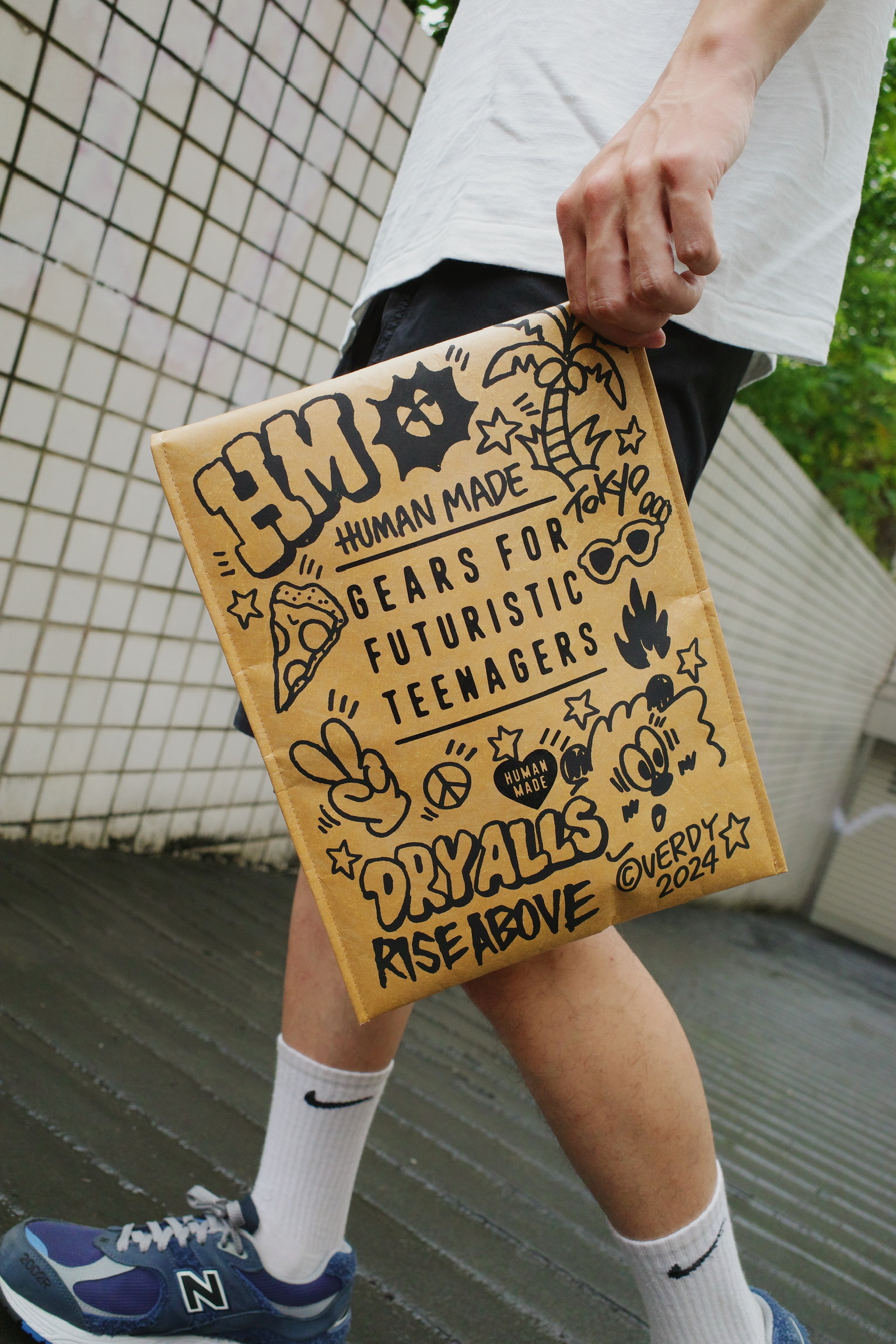 <快速出貨>HUMAN MADE VERDY 店鋪限定 南青山 牛皮插畫筆電包 14吋