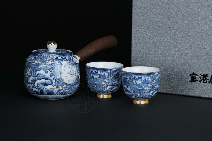 鹿港窯禮品館│黑檀木手握壺 海浪奔翔 青花瓷 茶具組│1壺2杯│好茶器值得擁有