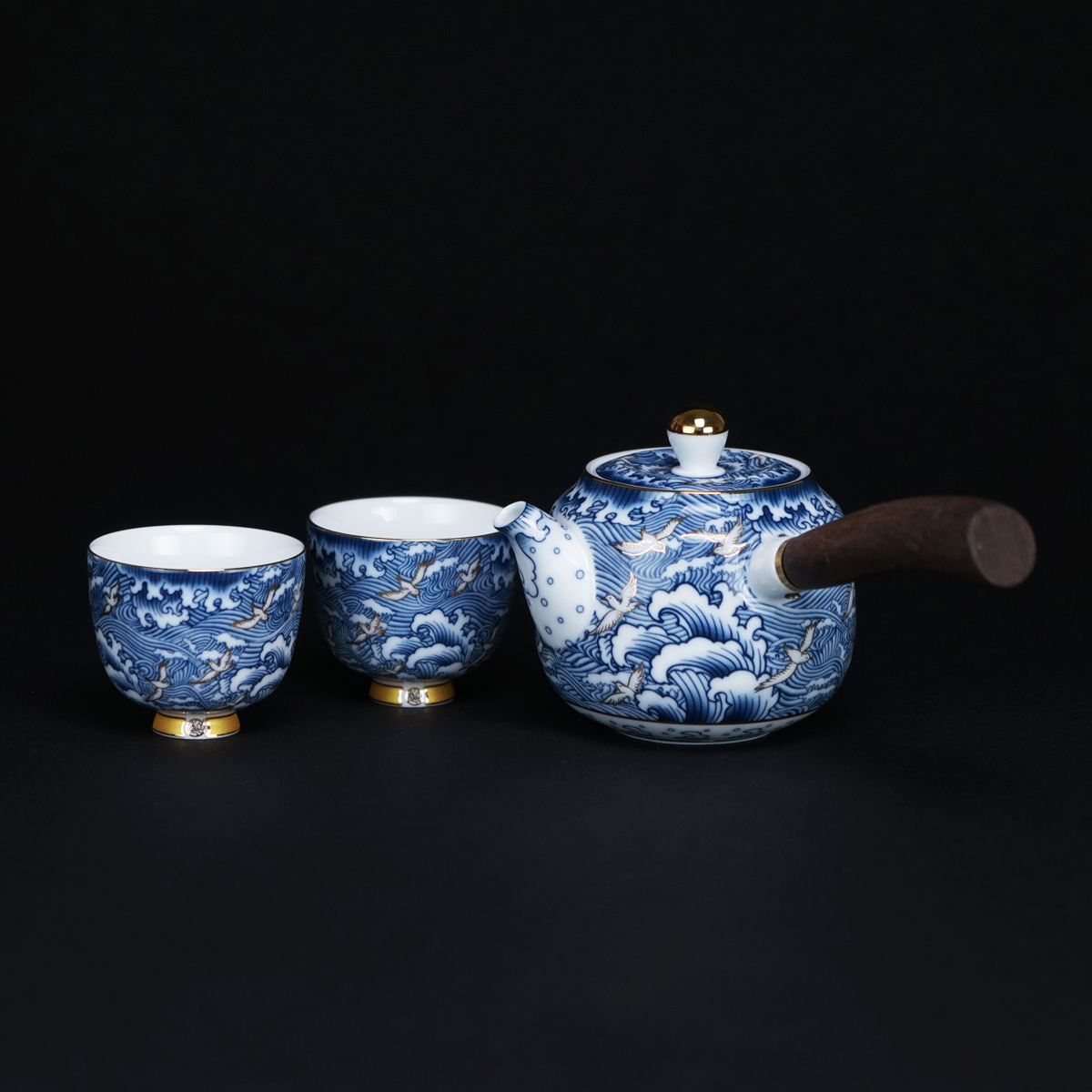 黑檀木手握壺茶具組｜海浪奔翔青花瓷設計 1壺2杯高質感茶器推薦