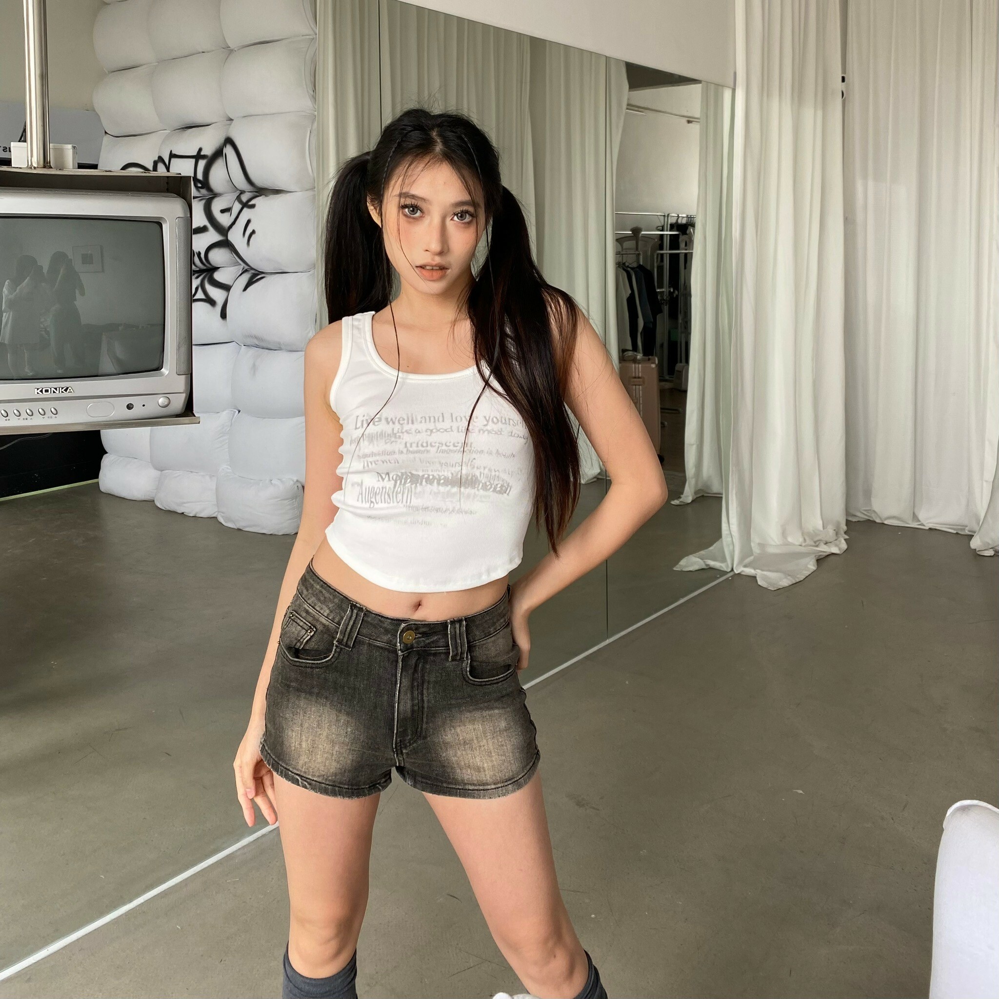 彈力大長腿辣妹短褲