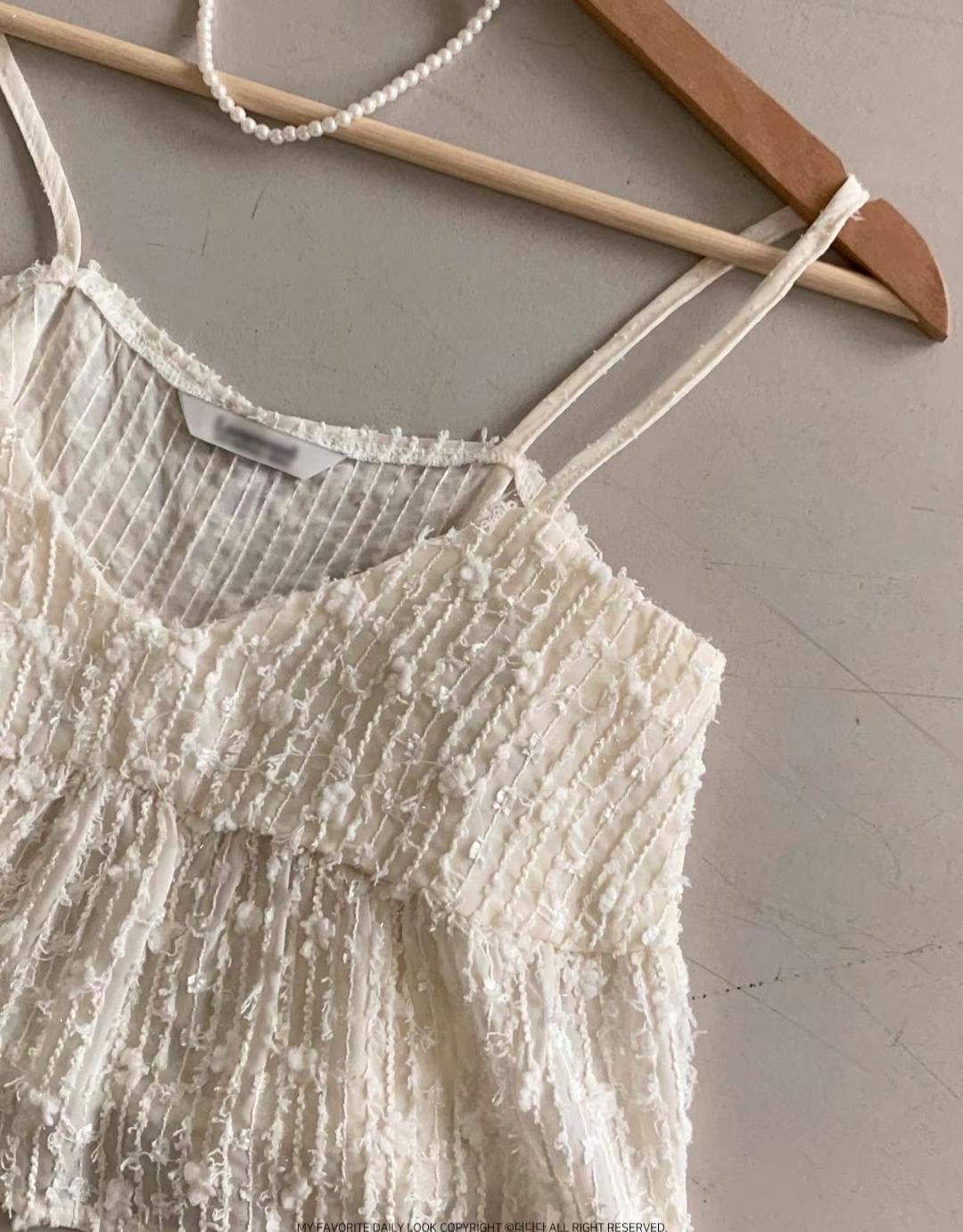 𝙡𝙞𝙩𝙩𝙡𝙚 𝙬𝙖𝙫𝙚𝙨 𝙡𝙖𝙘𝙚 𝙩𝙤𝙥(現貨)