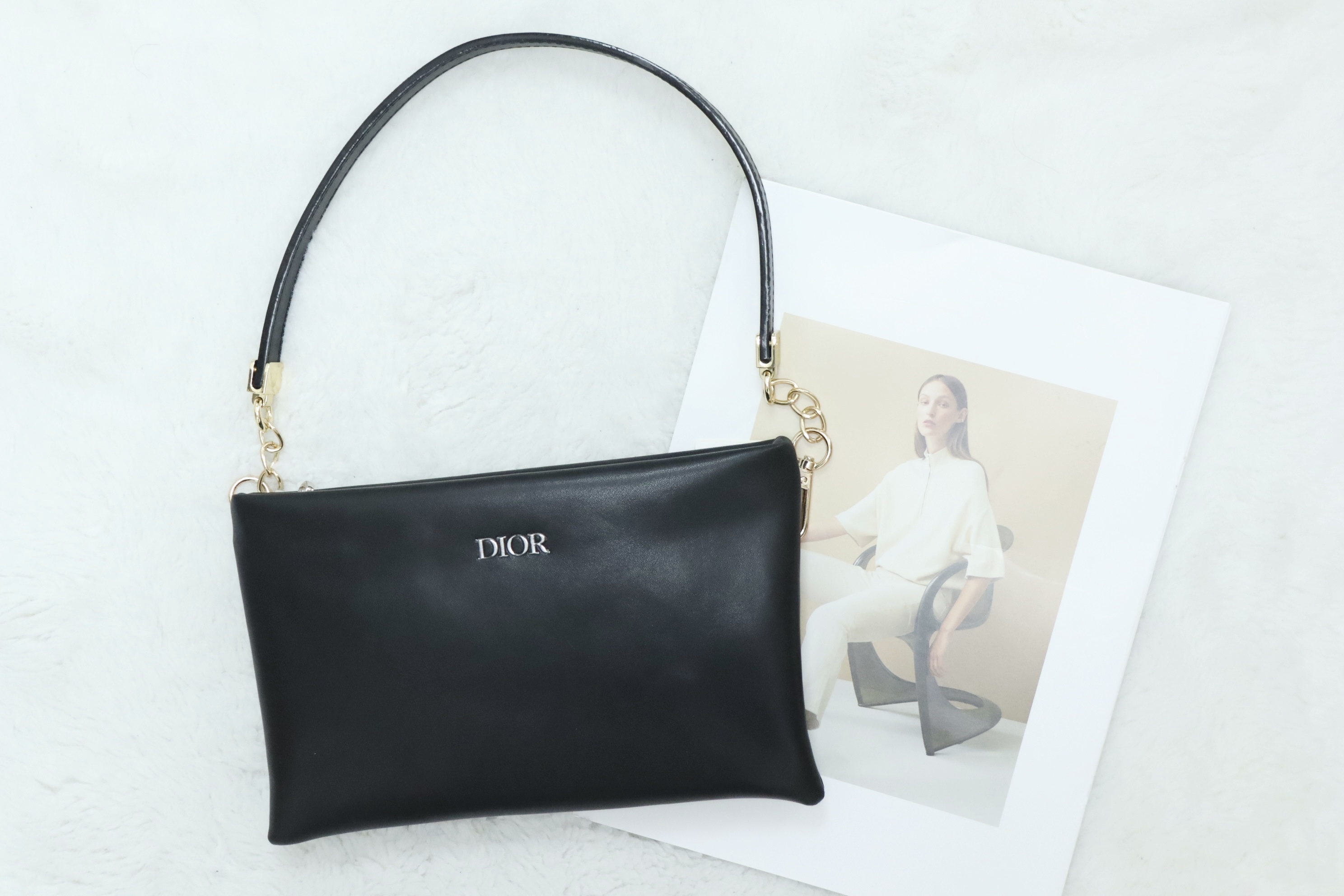 黑色Dior pouch🖤
