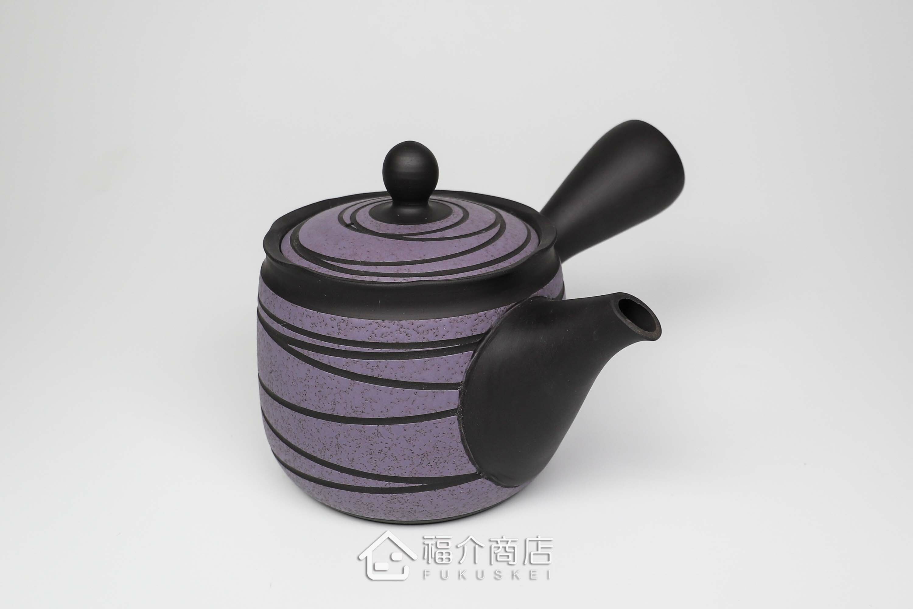 泡茶用的日本陶瓷茶壺