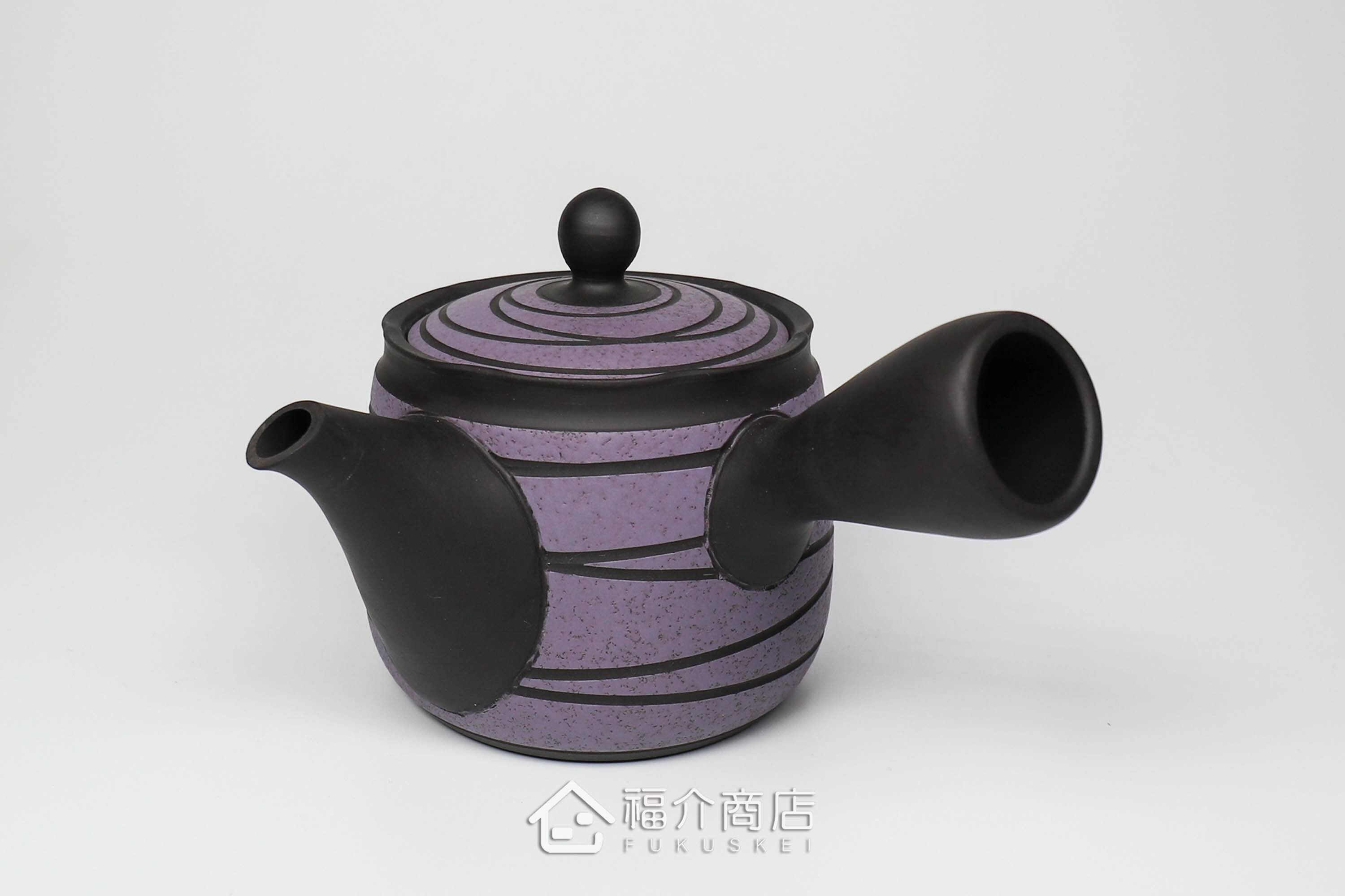 泡茶用的日本陶瓷茶壺