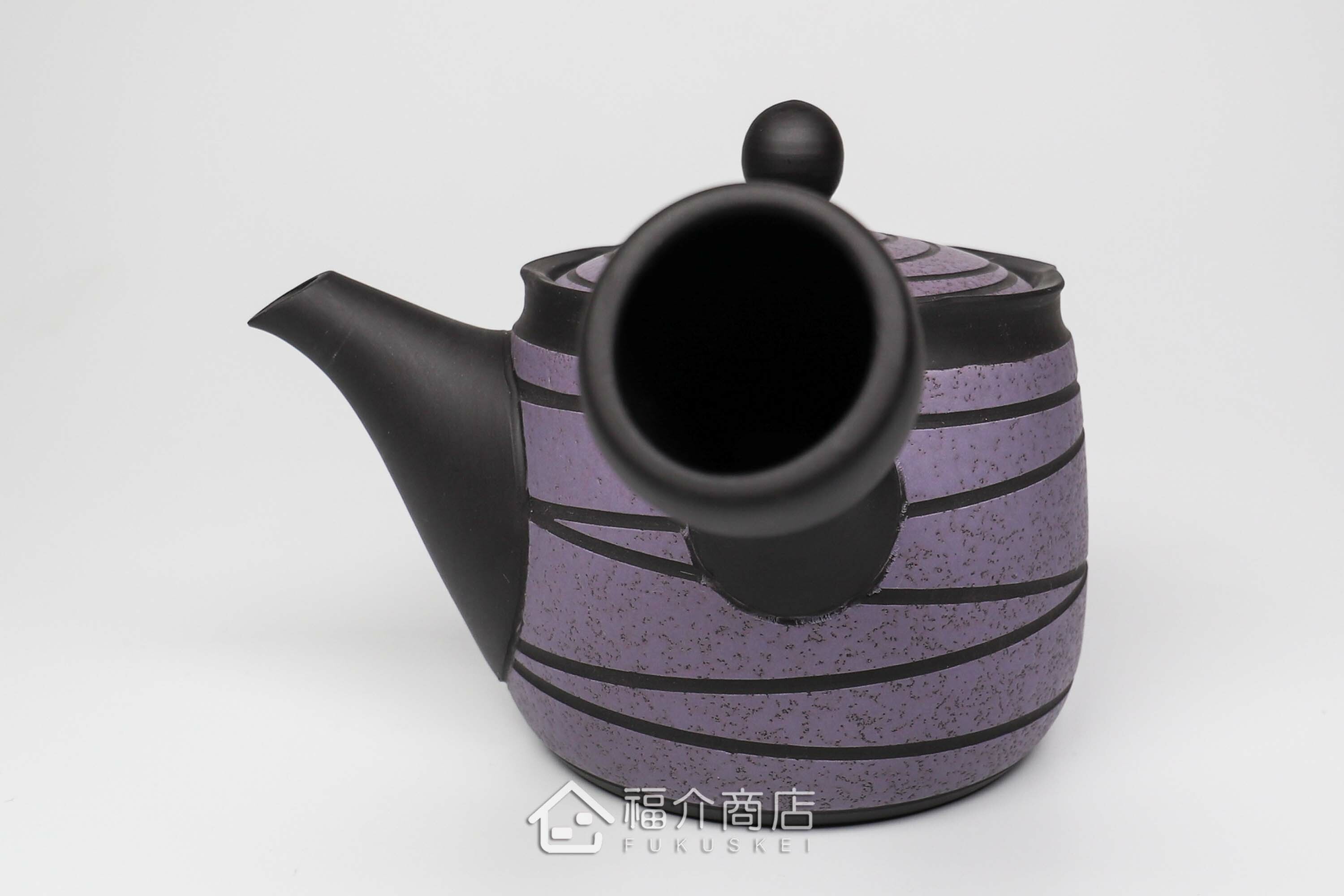 泡茶用的日本陶瓷茶壺