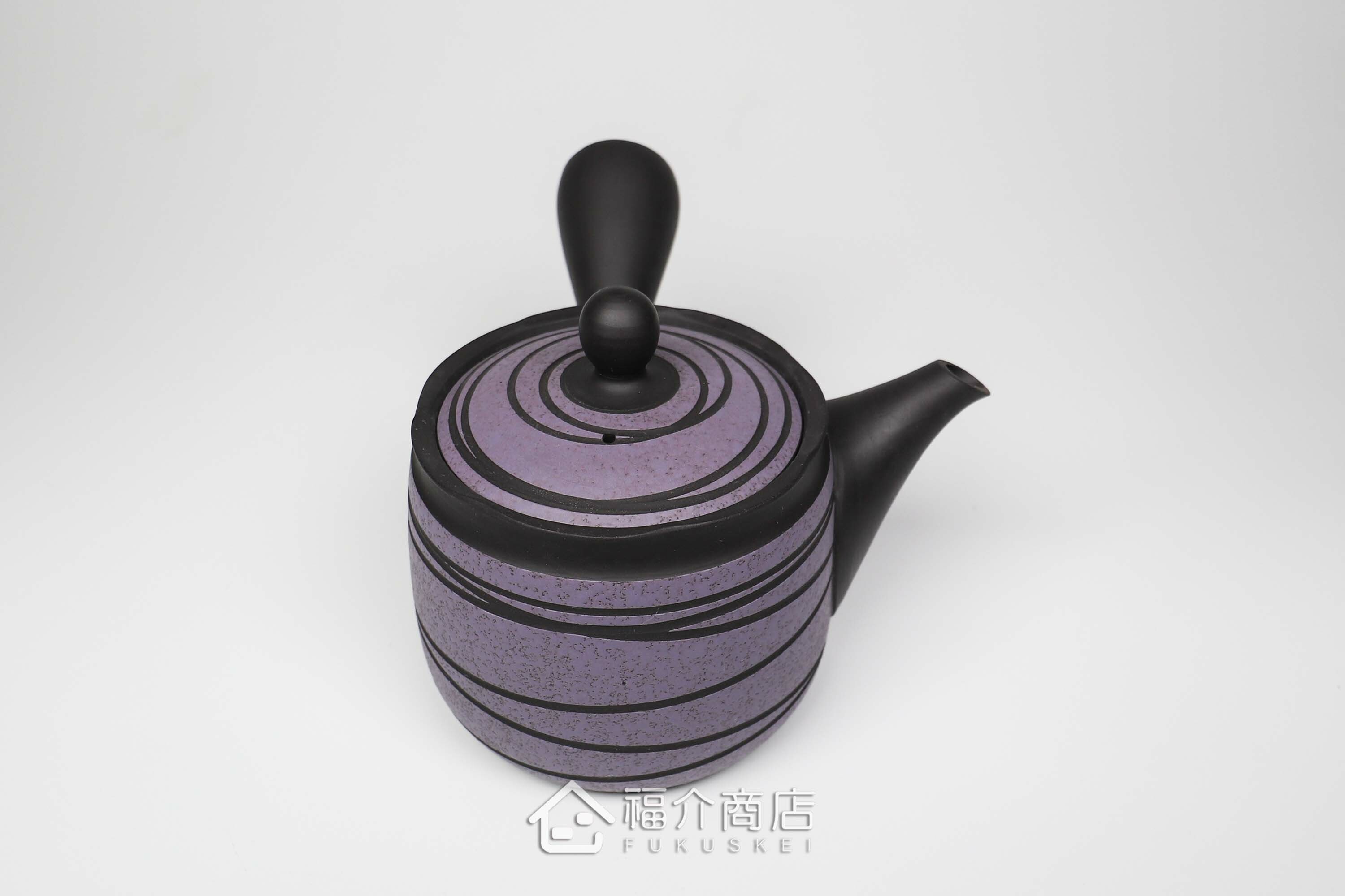 泡茶用的日本陶瓷茶壺