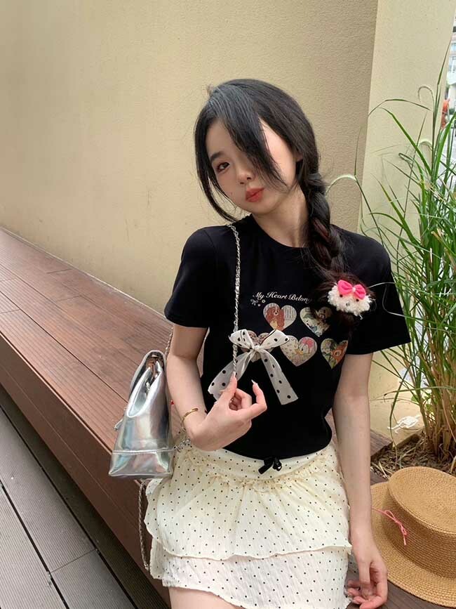 迪士尼蝴蝶結配可愛心型卡通圖案短袖上衣-三色預購