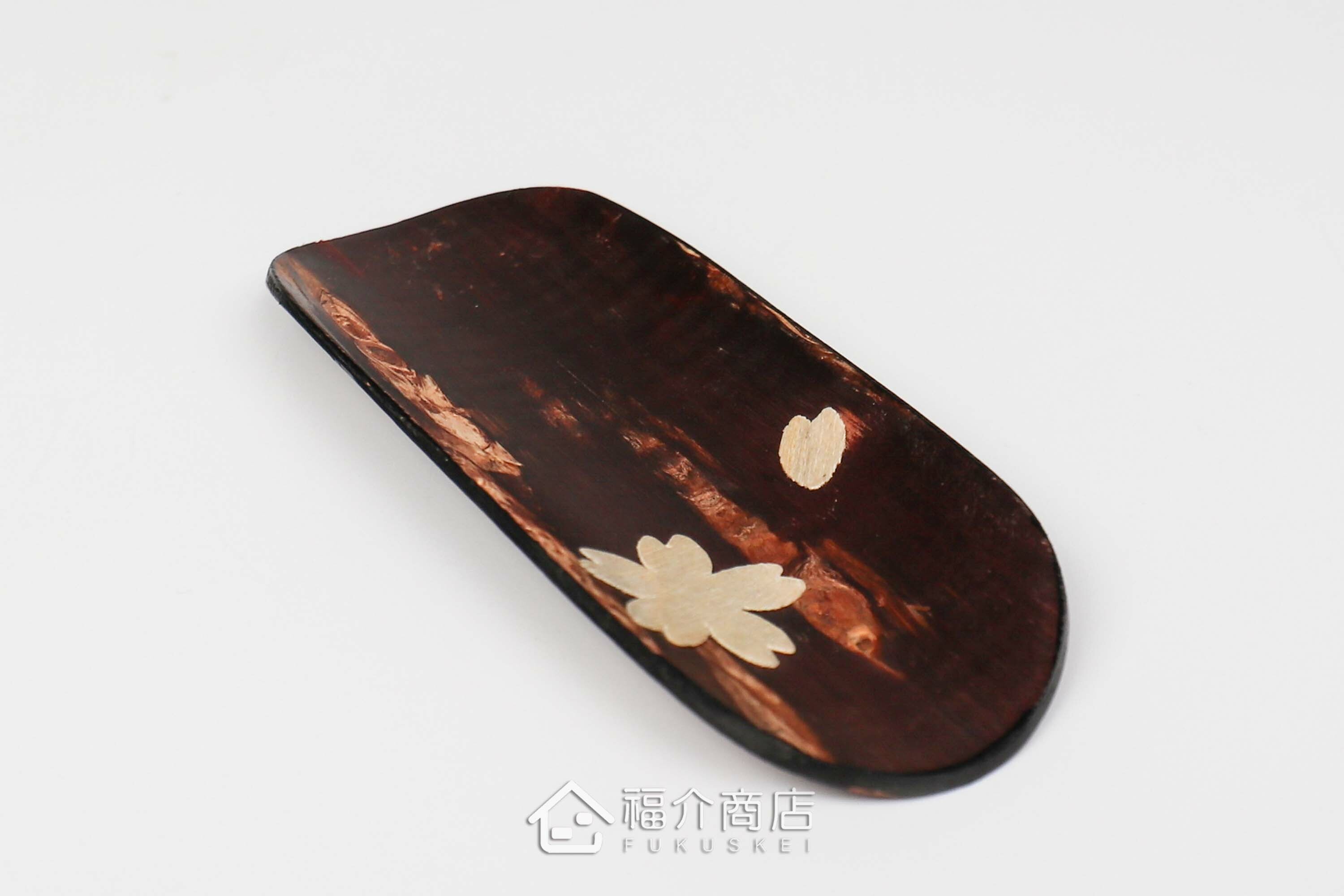 用於把茶罐中的茶葉量取出來的茶則茶箕