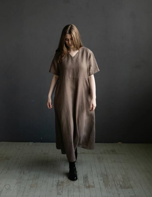 (預購)ALL THE BEAUTIFUL LINEN 大人款-V領短袖洋裝 Short Sleeve Daiva Linen Dress