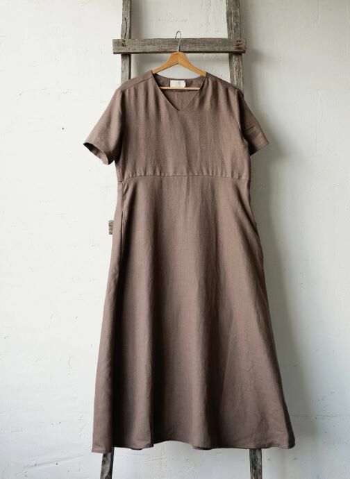 (預購)ALL THE BEAUTIFUL LINEN 大人款-V領短袖洋裝 Short Sleeve Daiva Linen Dress