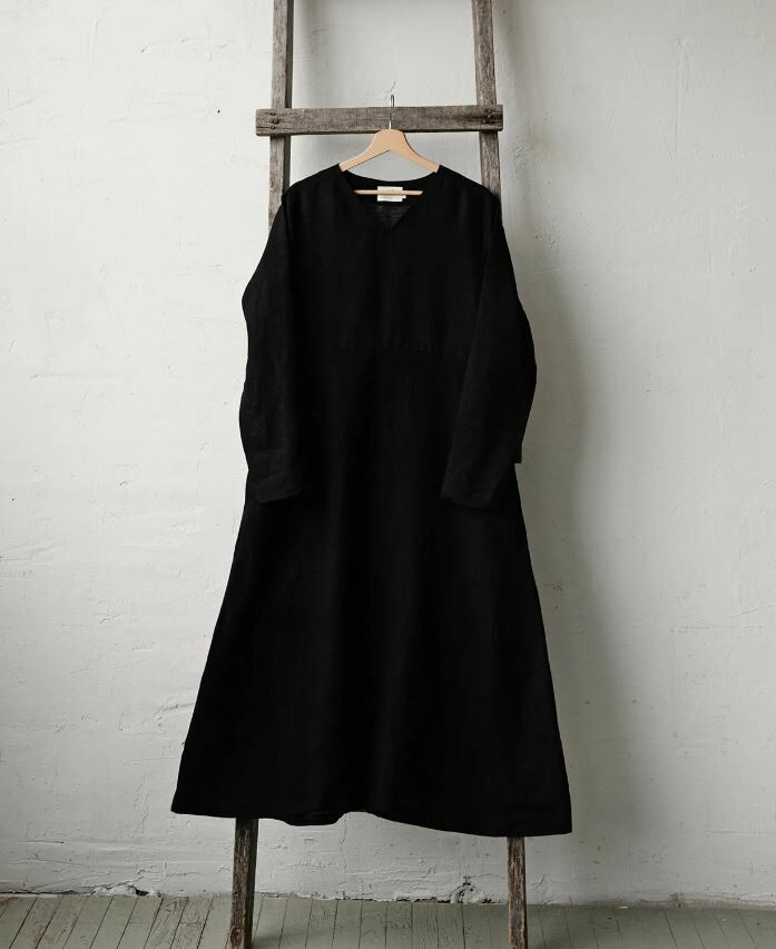 (預購)ALL THE BEAUTIFUL LINEN 大人款-亞麻V領洋裝 Daiva Linen Dress