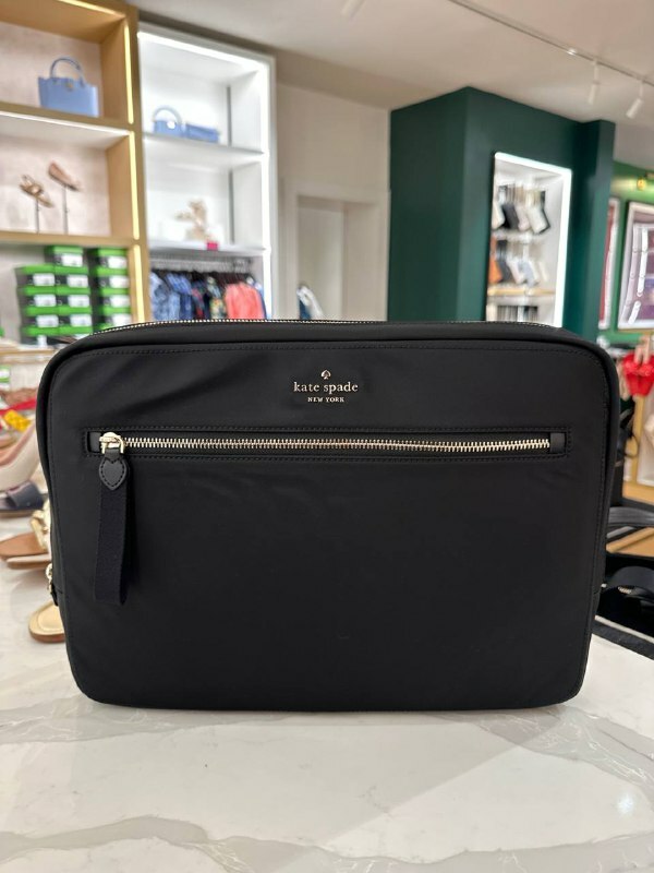[S] KATE SPADE KE070 CHELSEA KSNYL LAPTOP SLEEVE WITH STRAP,BLACK, 196021319037 (SKS1011)