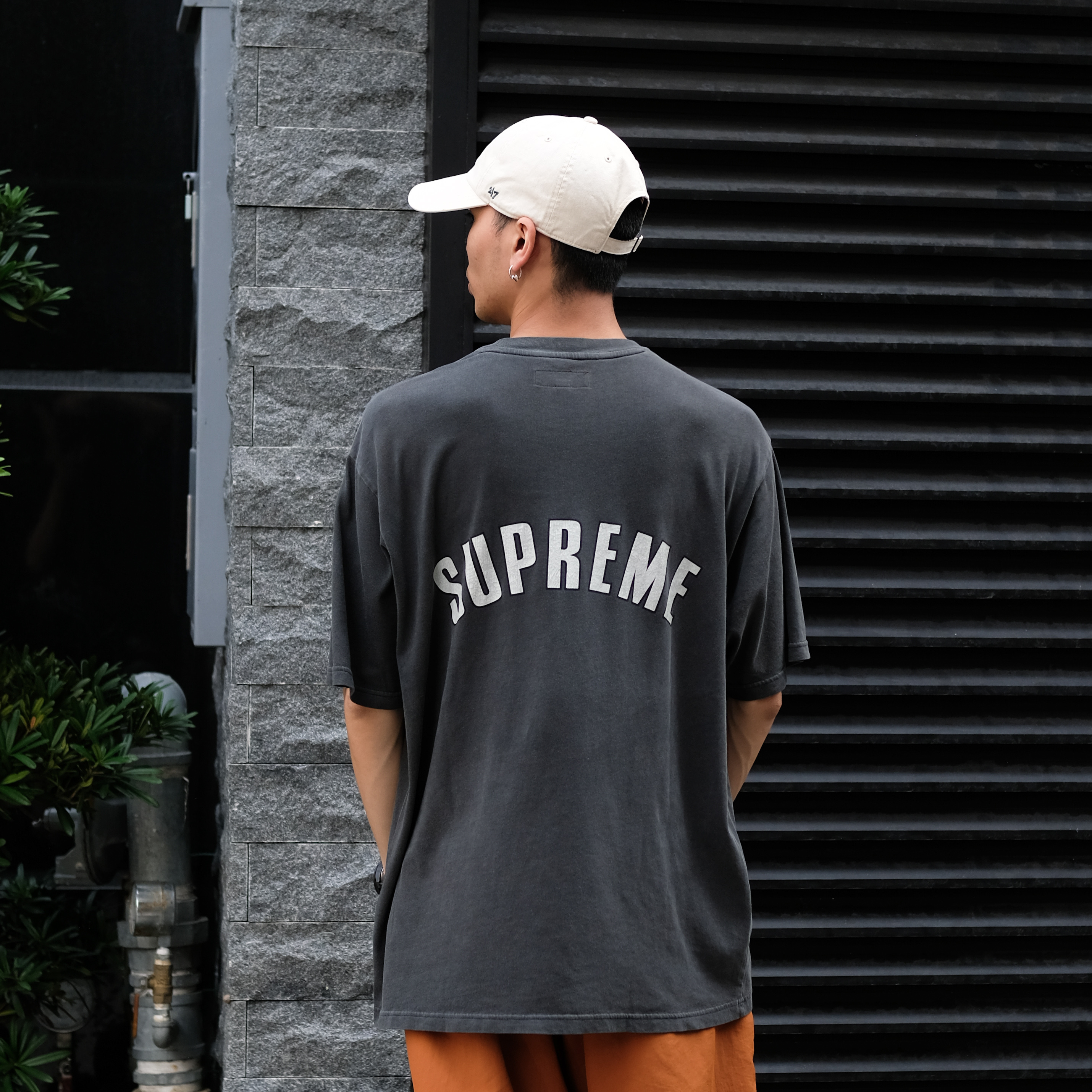 【SUPREME】CRACKED ARC SS TOP NAVY 24SS Supreme Cracked Arc S S Top (SS24) - $78