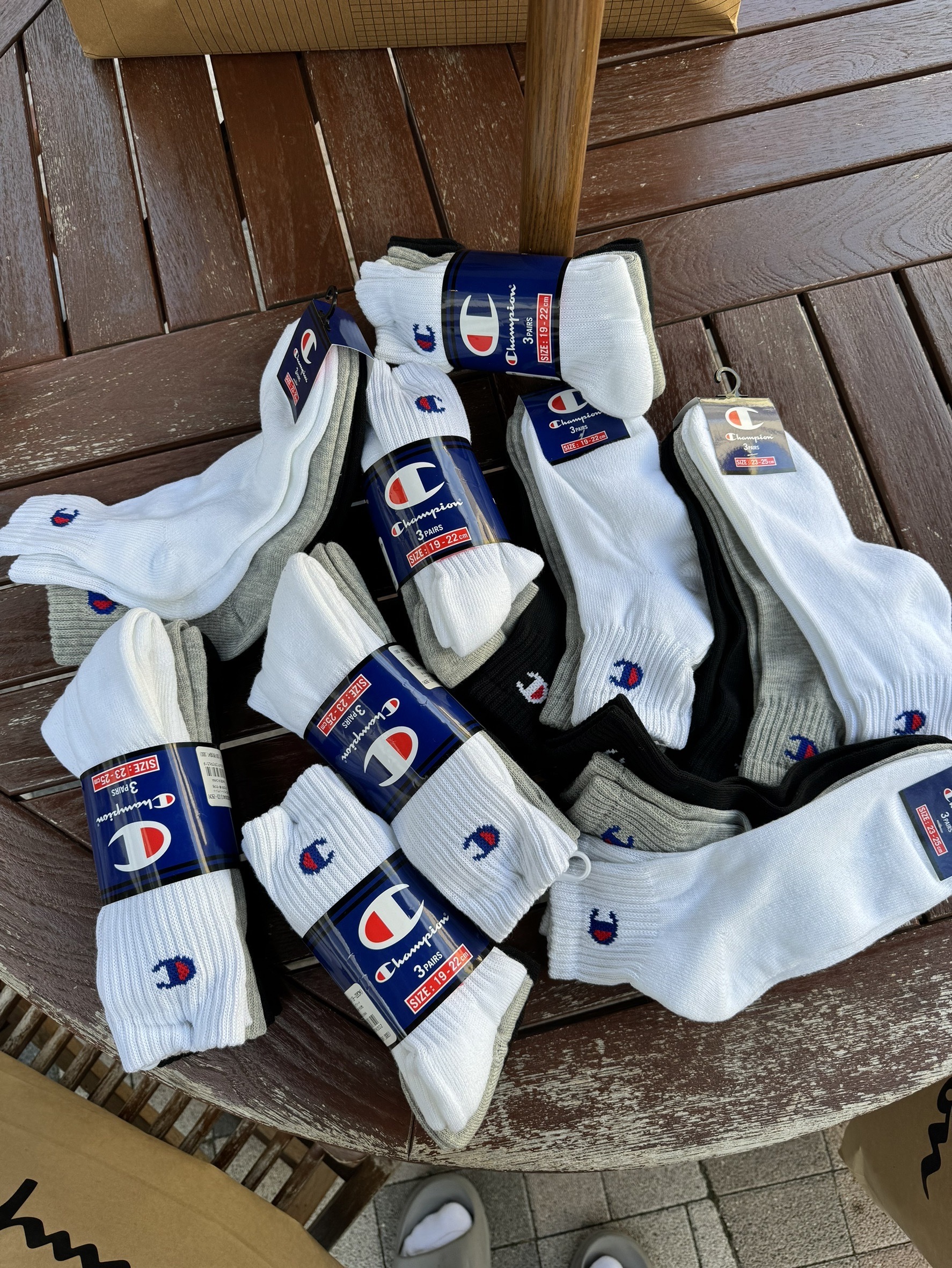 #現貨 日本連線 Champion Socks 中筒襪 小腿襪 黑灰白