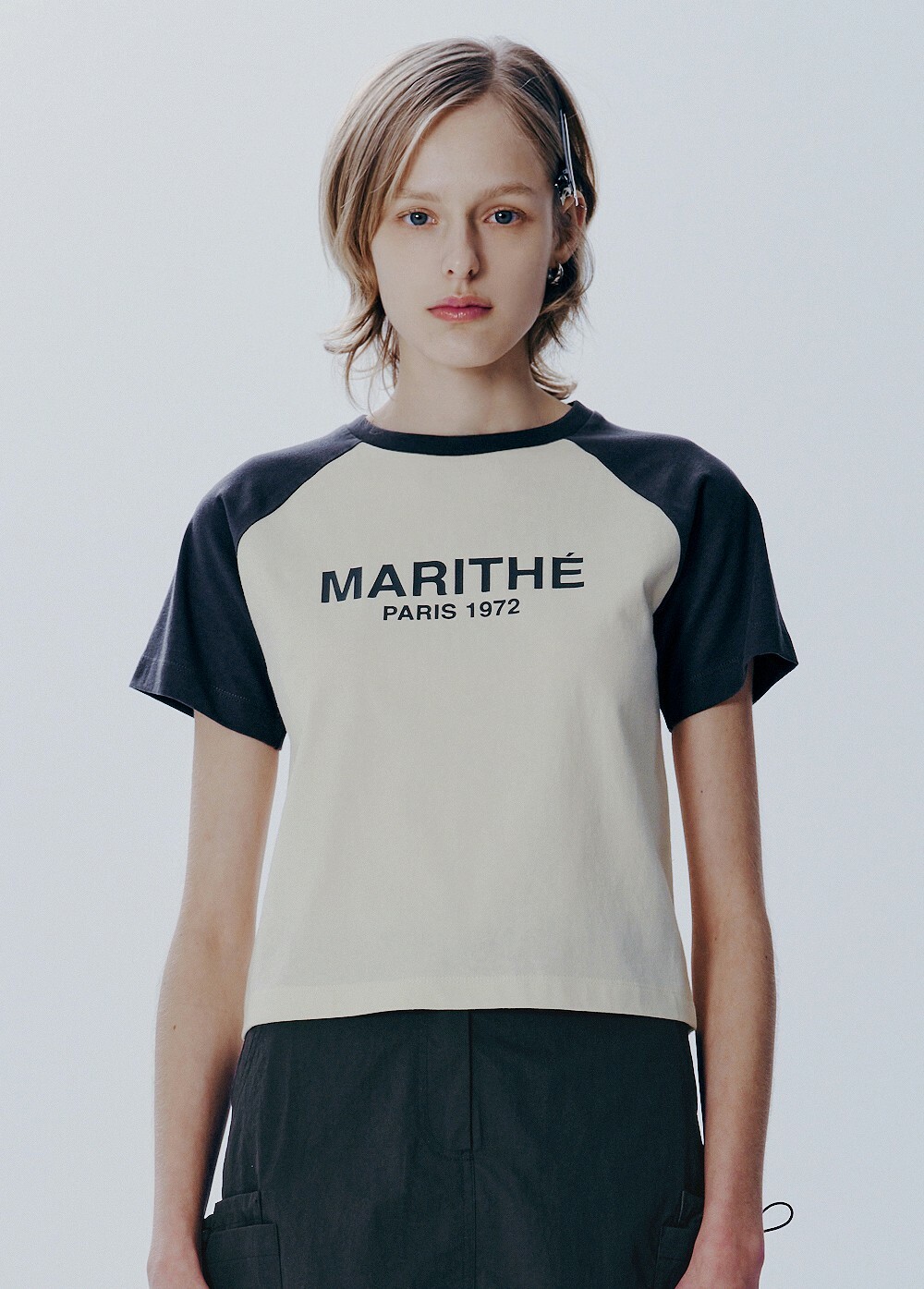 #現貨優惠 韓國 Marithe Francois Girbaud MFG 女生 大字LOGO短踢