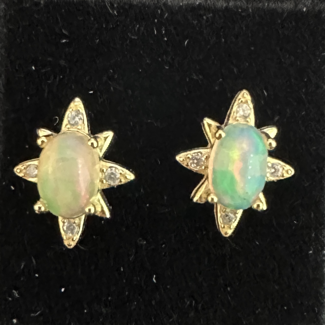 T156蛋白石金色太陽花