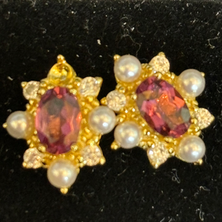 T462玫瑰石榴石耳環
