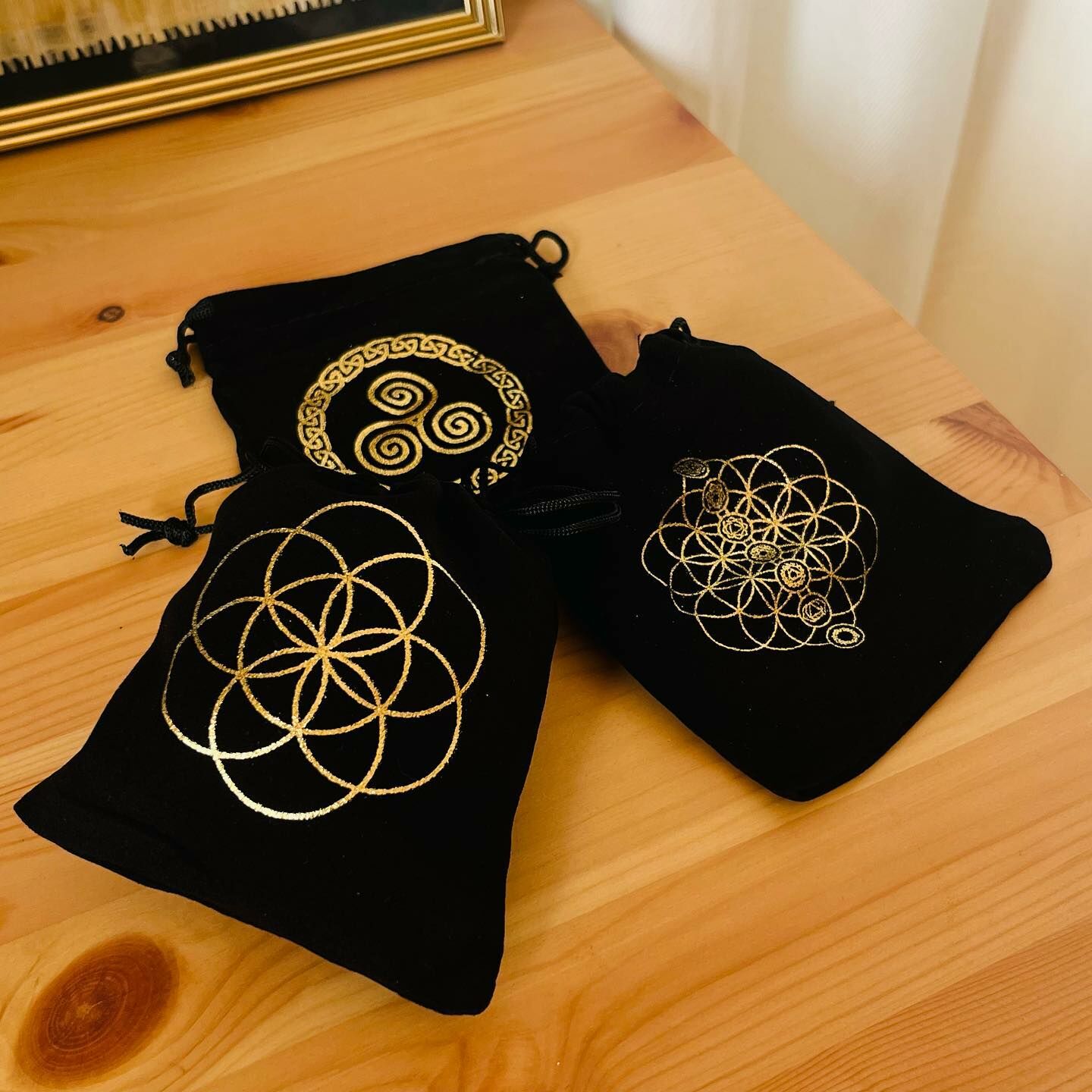 [原石] 生命之花七脈輪.無邊際生命之花.三螺旋 靈性圖騰 絨布收納袋