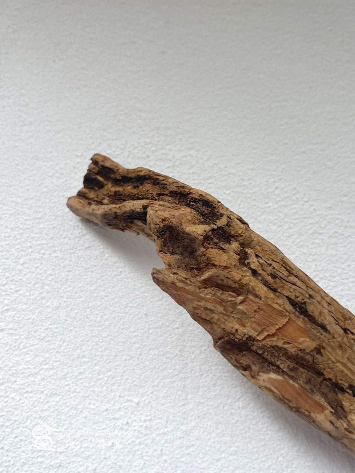 50年珍藏頂級檀香之王正印度老山檀香根部老料083-光之薩滿